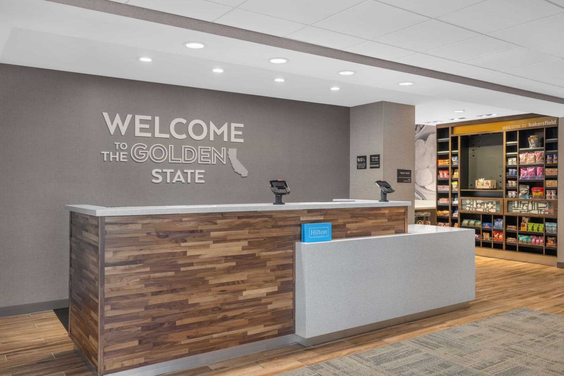 Hampton Inn & Suites Bakersfield Central gallery photo in Bakersfield, CA — image 34