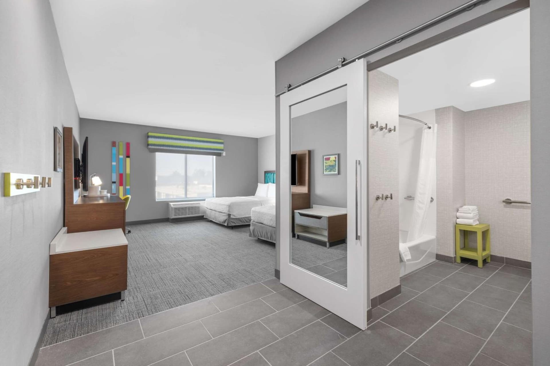 Hampton Inn & Suites Bakersfield Central gallery photo in Bakersfield, CA — image 55