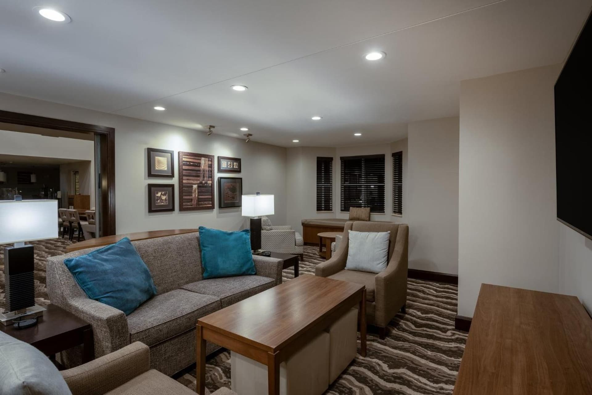 Staybridge Suites - Gilbert - East Mesa by IHG gallery photo in Gilbert, AZ — image 41