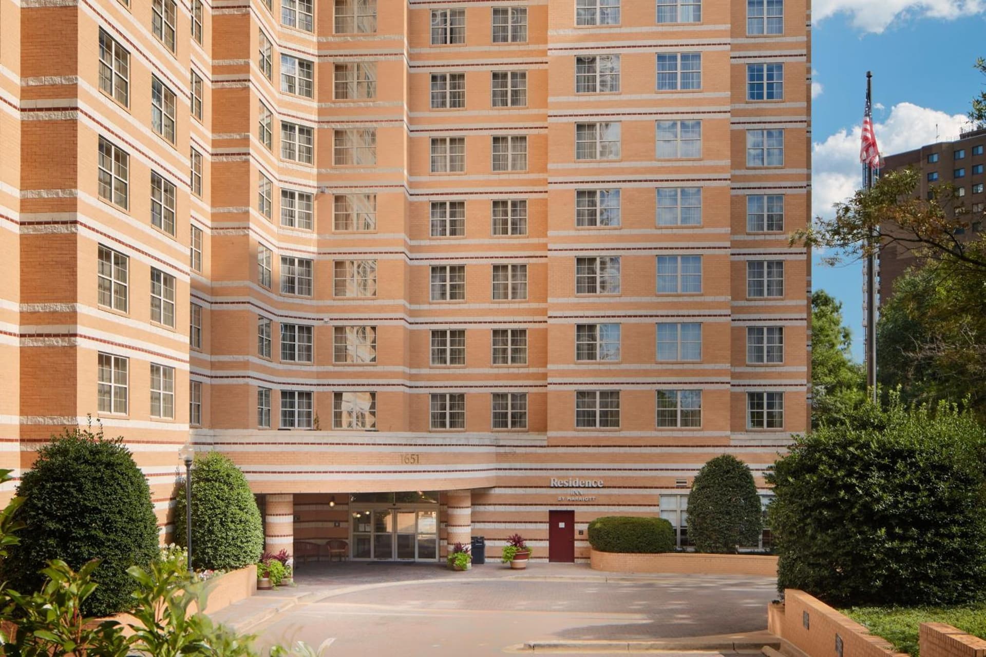 Residence Inn Arlington Rosslyn featured exterior or lobby in Arlington, VA — similar hotel