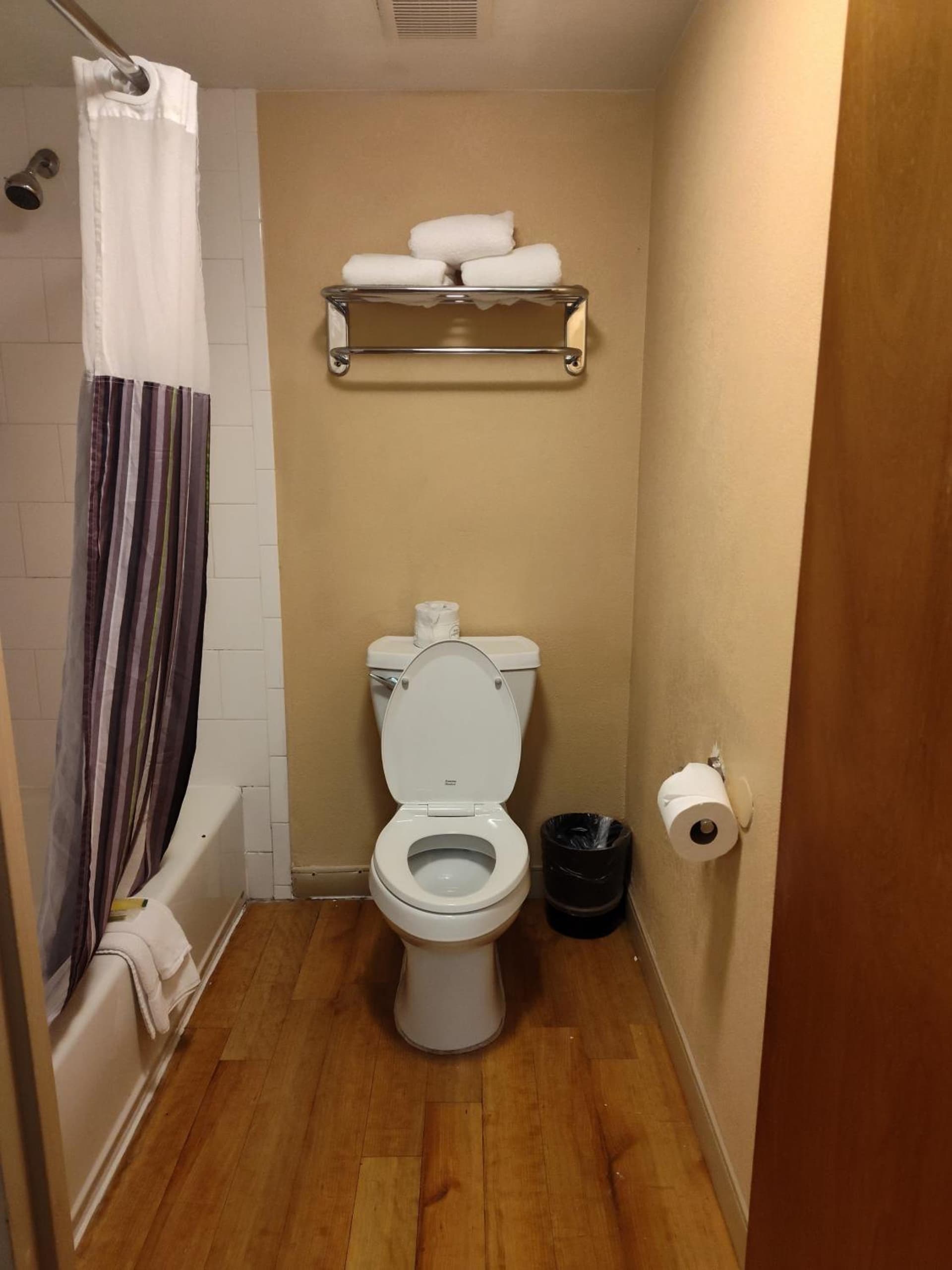La Quinta by Wyndham West Palm Beach Airport gallery photo in West Palm Beach, FL — image 21