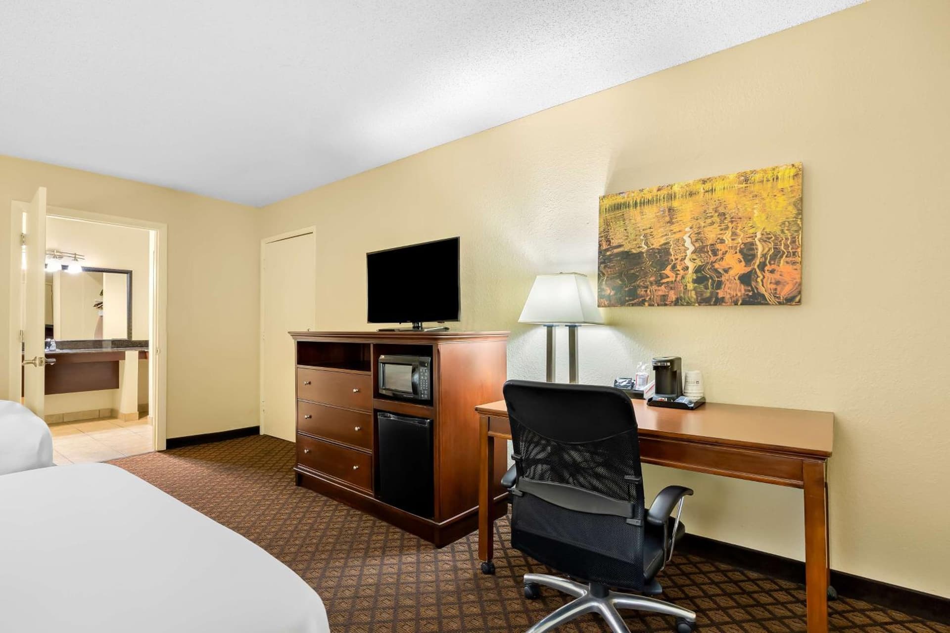 Best Western Coach House gallery photo in Springfield, MO — image 11