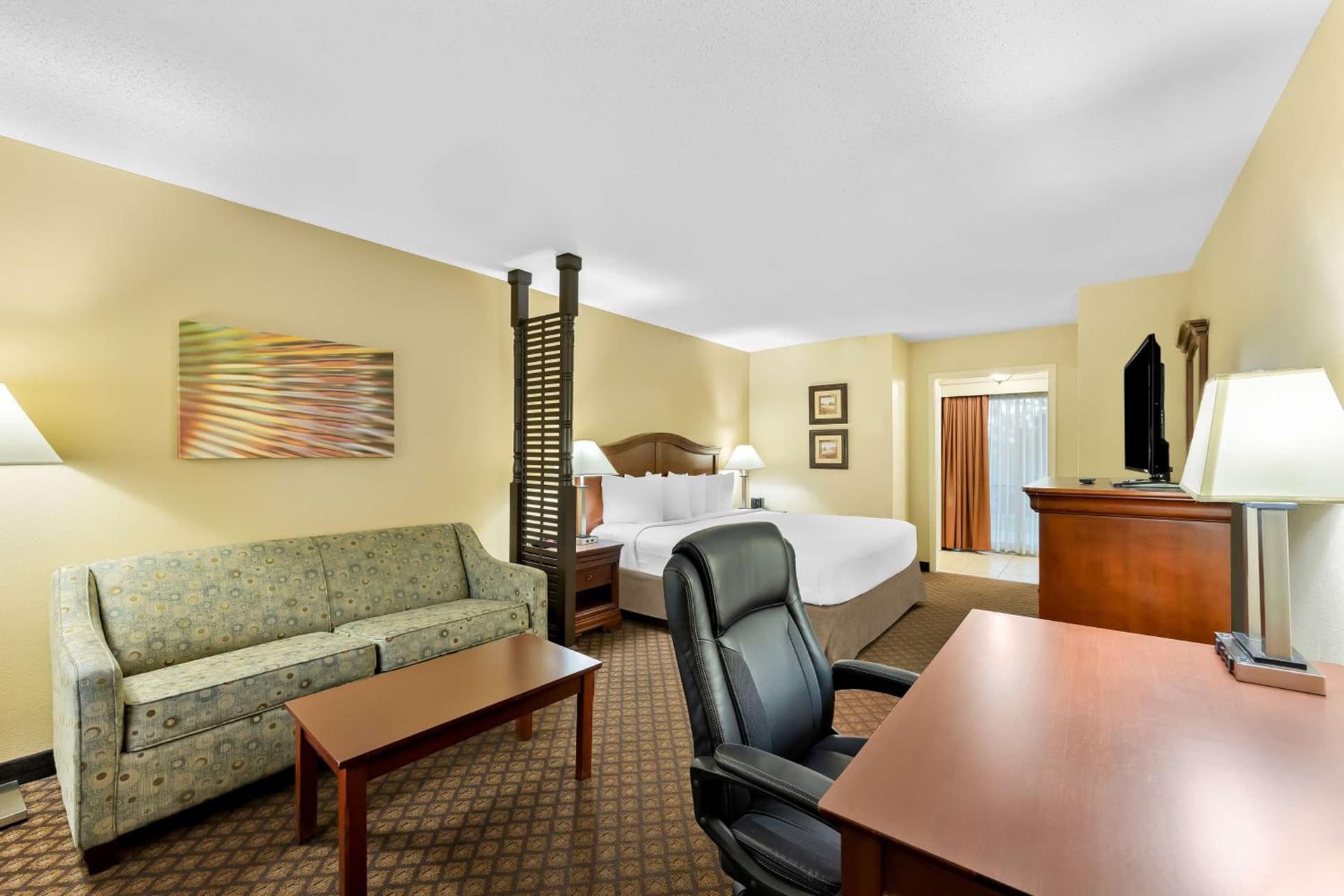Best Western Coach House gallery photo in Springfield, MO — image 8