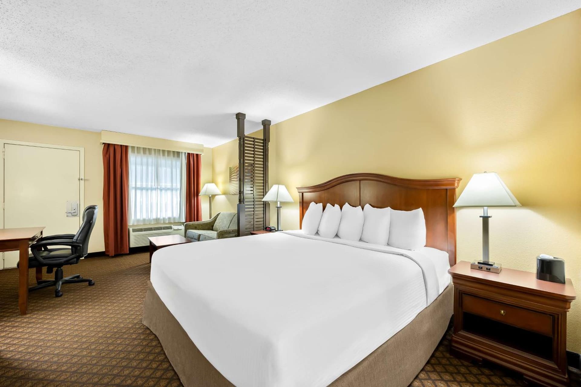 Best Western Coach House gallery photo in Springfield, MO — image 26