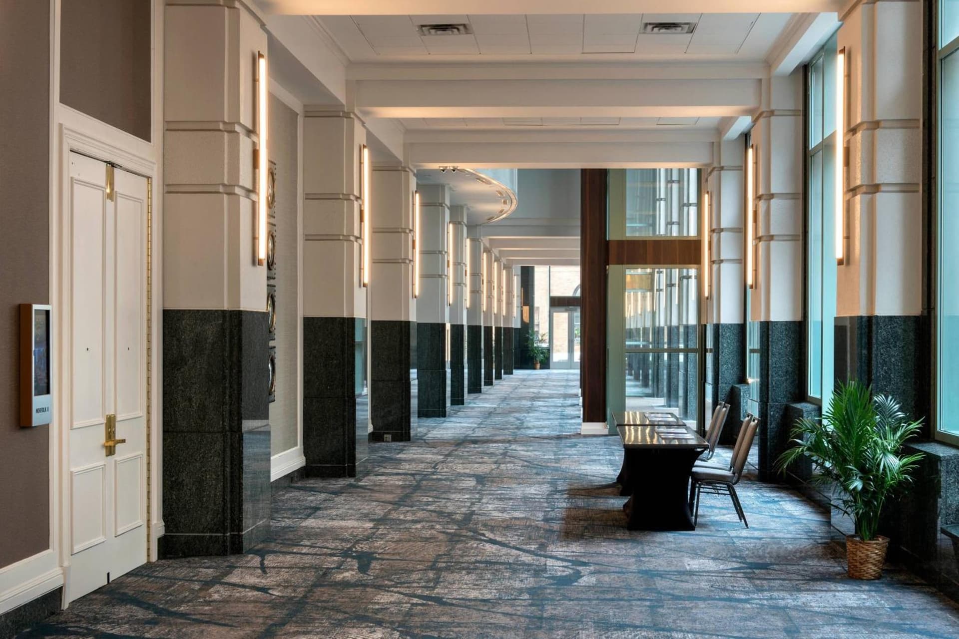 Norfolk Waterside Marriott gallery photo in Norfolk, VA — image 18
