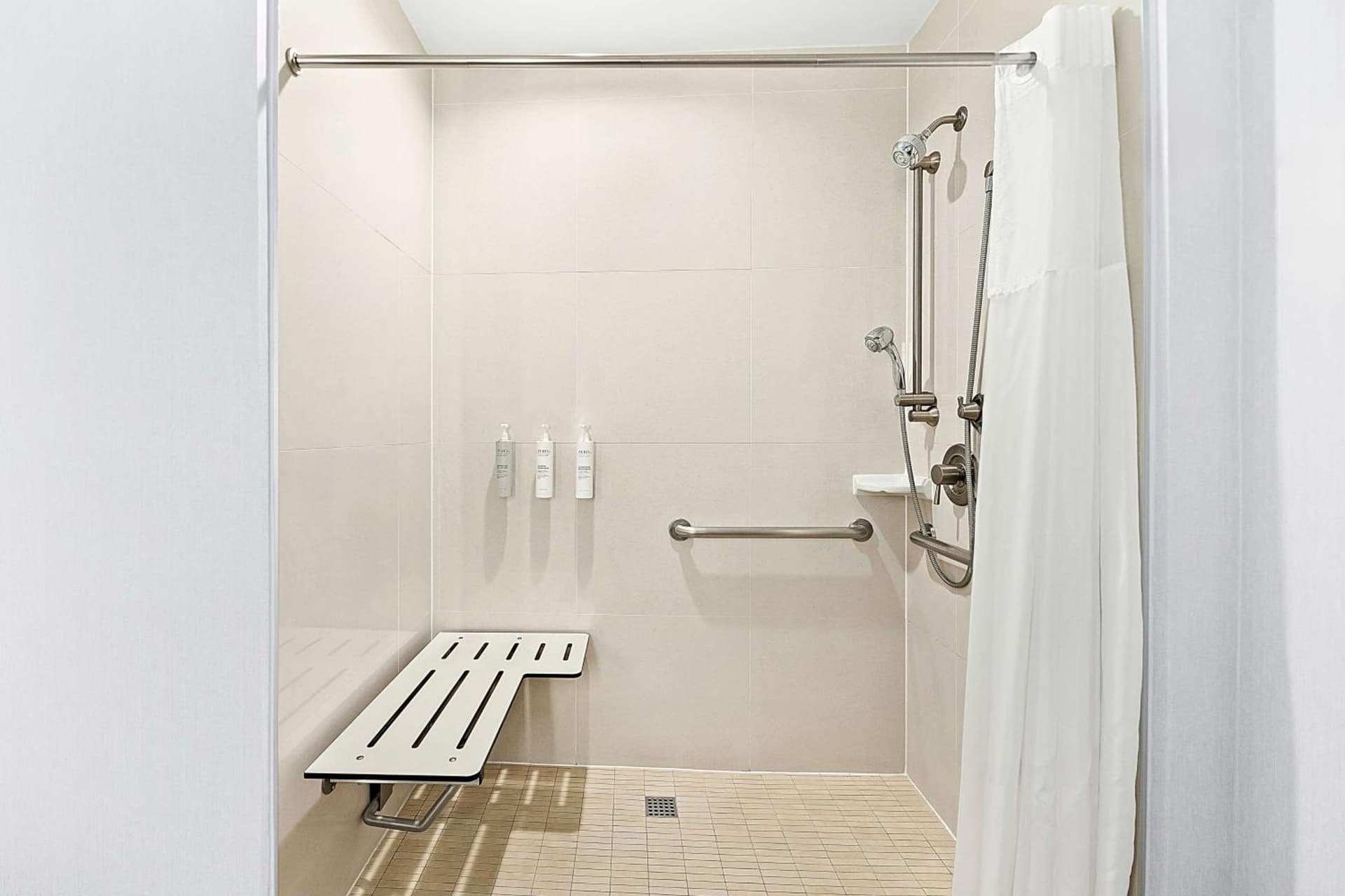 Hampton Inn Morgan Hill gallery photo in Morgan Hill, CA — image 22