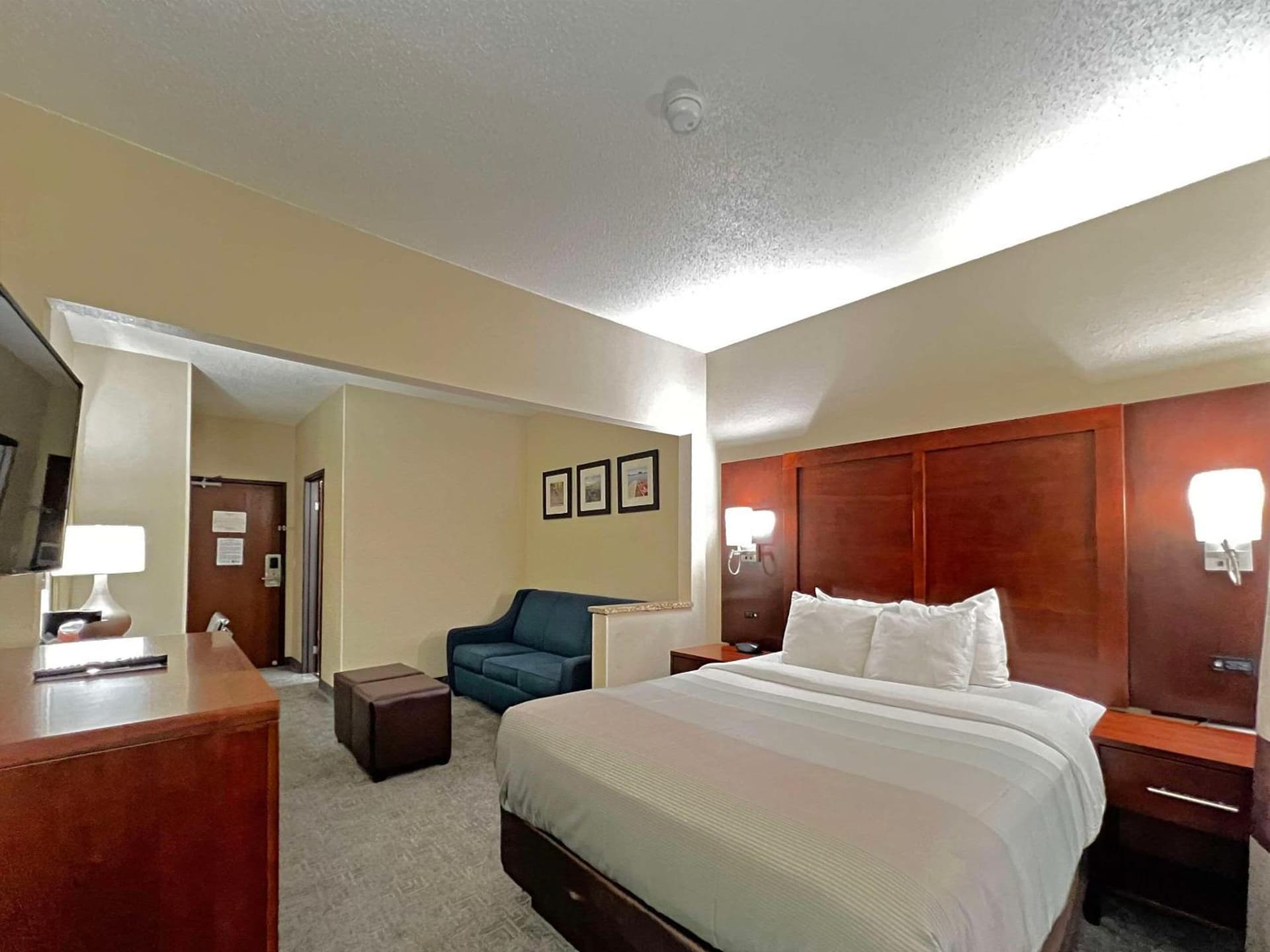 Quality Inn & Suites Green Bay - Ashwaubenon gallery photo in Green Bay, WI — image 7