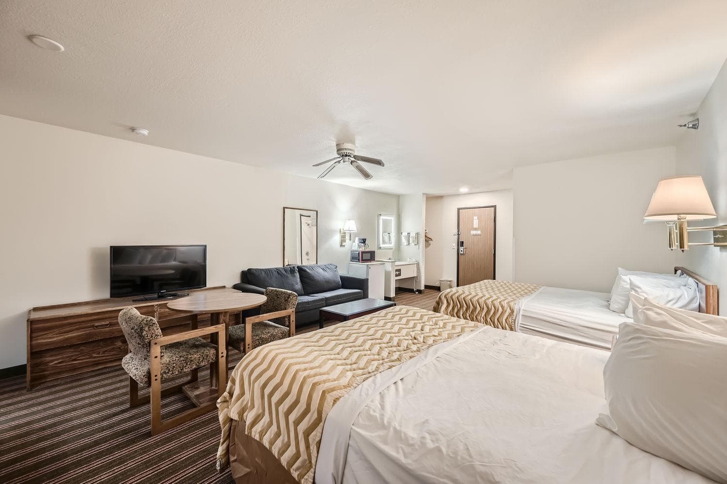 Travelodge by Wyndham Longmont gallery photo in Longmont, CO — image 51