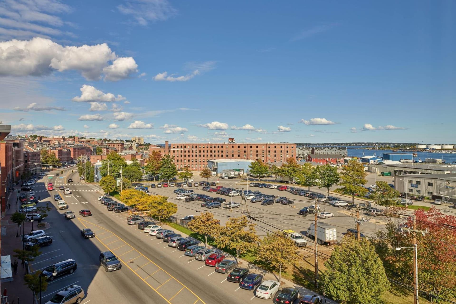 Aloft by Marriott Portland Downtown Waterfront ME gallery photo in Portland, ME — image 15