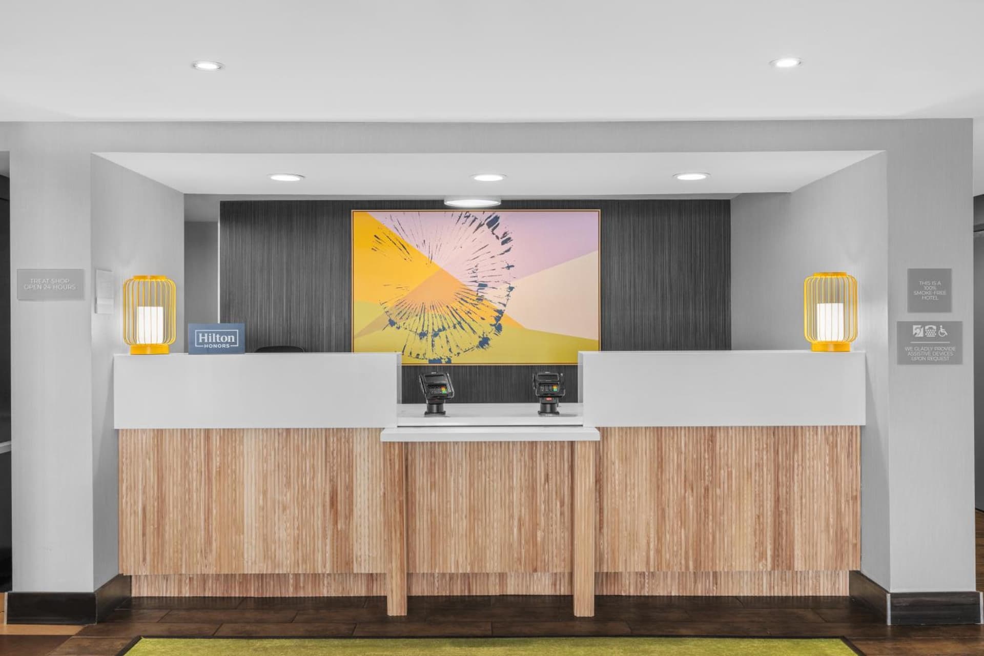 Spark by Hilton Bakersfield Central interior in Bakersfield, CA — gallery photo 2
