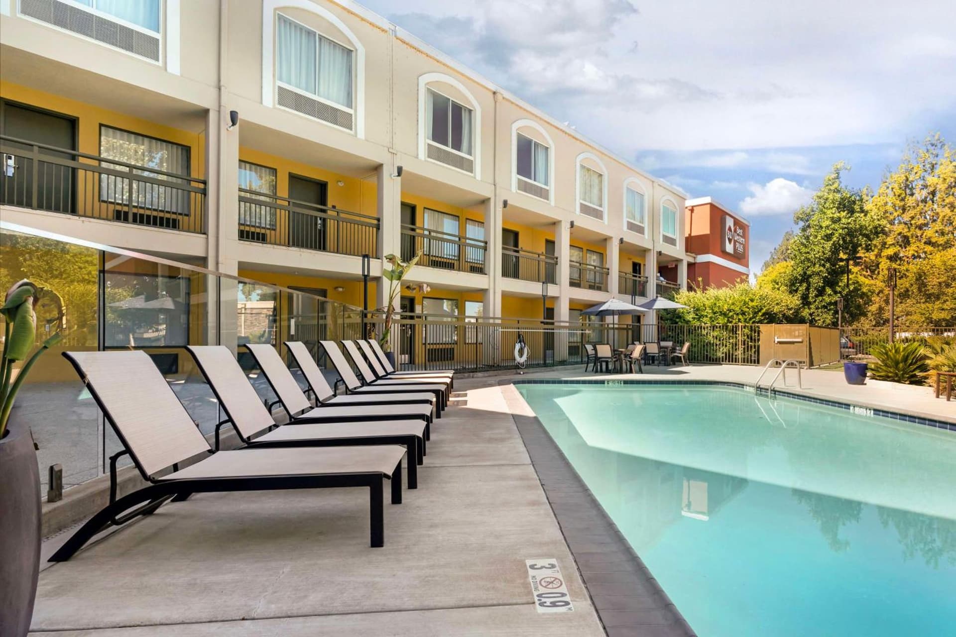 Best Western Plus Rancho Cordova Inn gallery photo in Rancho Cordova, CA — image 37