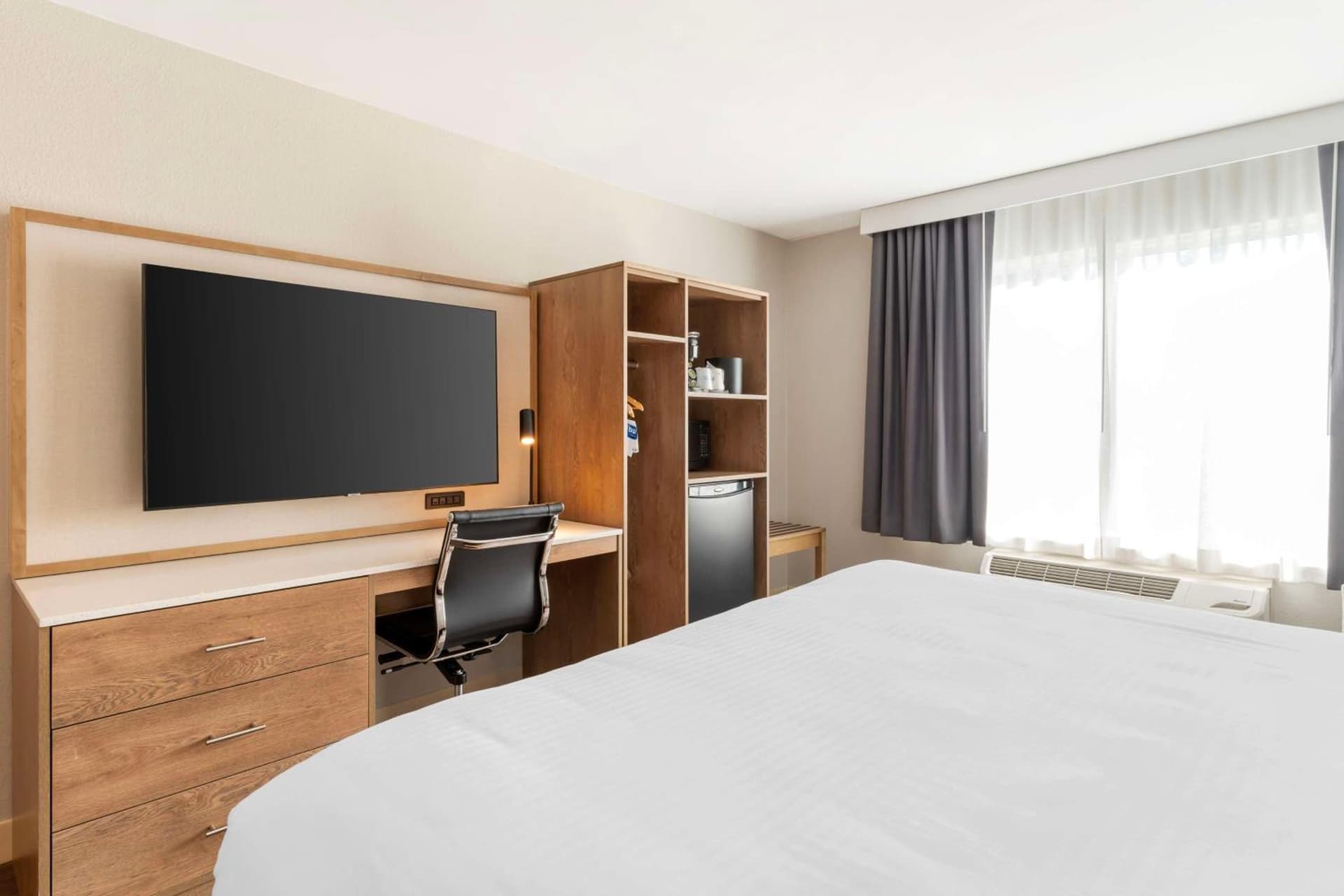 Best Western Plus Rancho Cordova Inn gallery photo in Rancho Cordova, CA — image 39