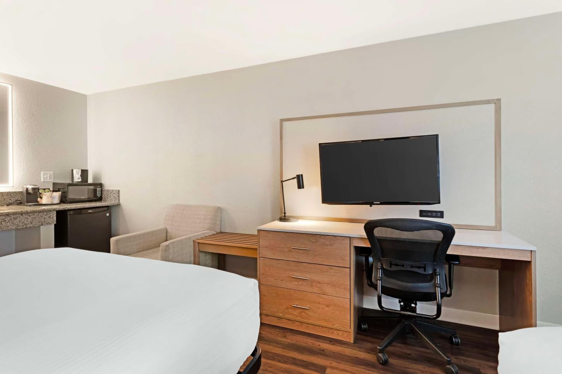 Best Western Plus Rancho Cordova Inn gallery photo in Rancho Cordova, CA — image 36