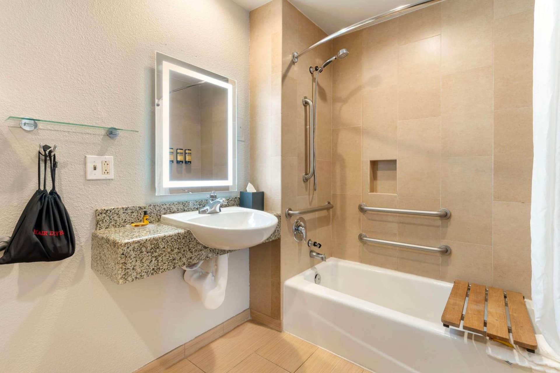 Best Western Plus Rancho Cordova Inn gallery photo in Rancho Cordova, CA — image 9