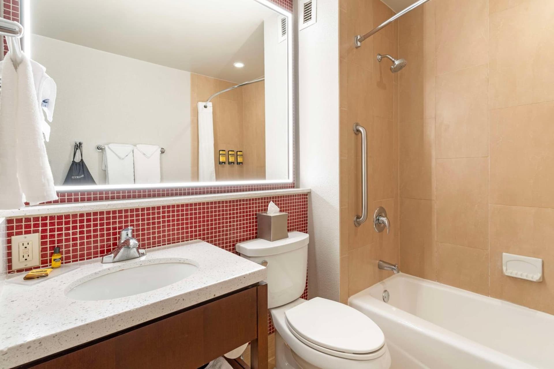 Best Western Plus Rancho Cordova Inn gallery photo in Rancho Cordova, CA — image 15