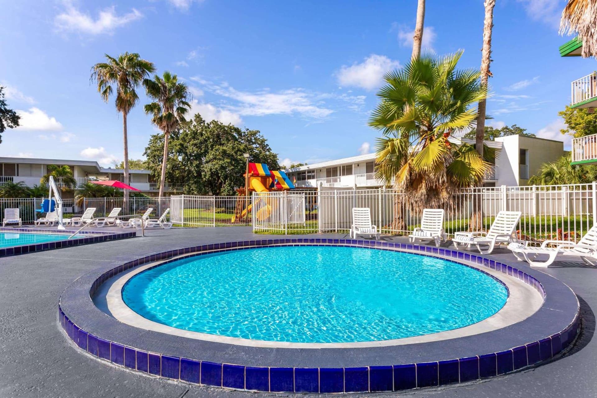 Baymont by Wyndham Orlando Lake Buena Vista South gallery photo in Kissimmee, FL — image 66
