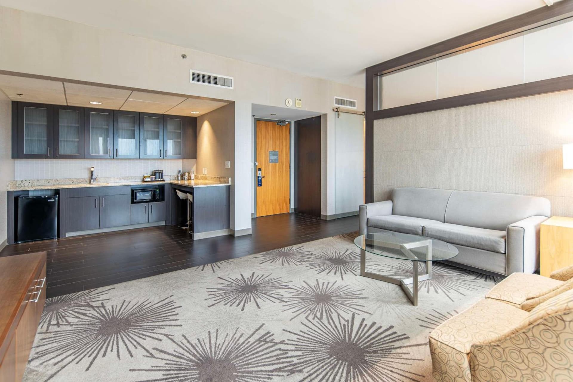DoubleTree by Hilton Hotel Cedar Rapids Convention Complex gallery photo in Cedar Rapids, IA — image 9