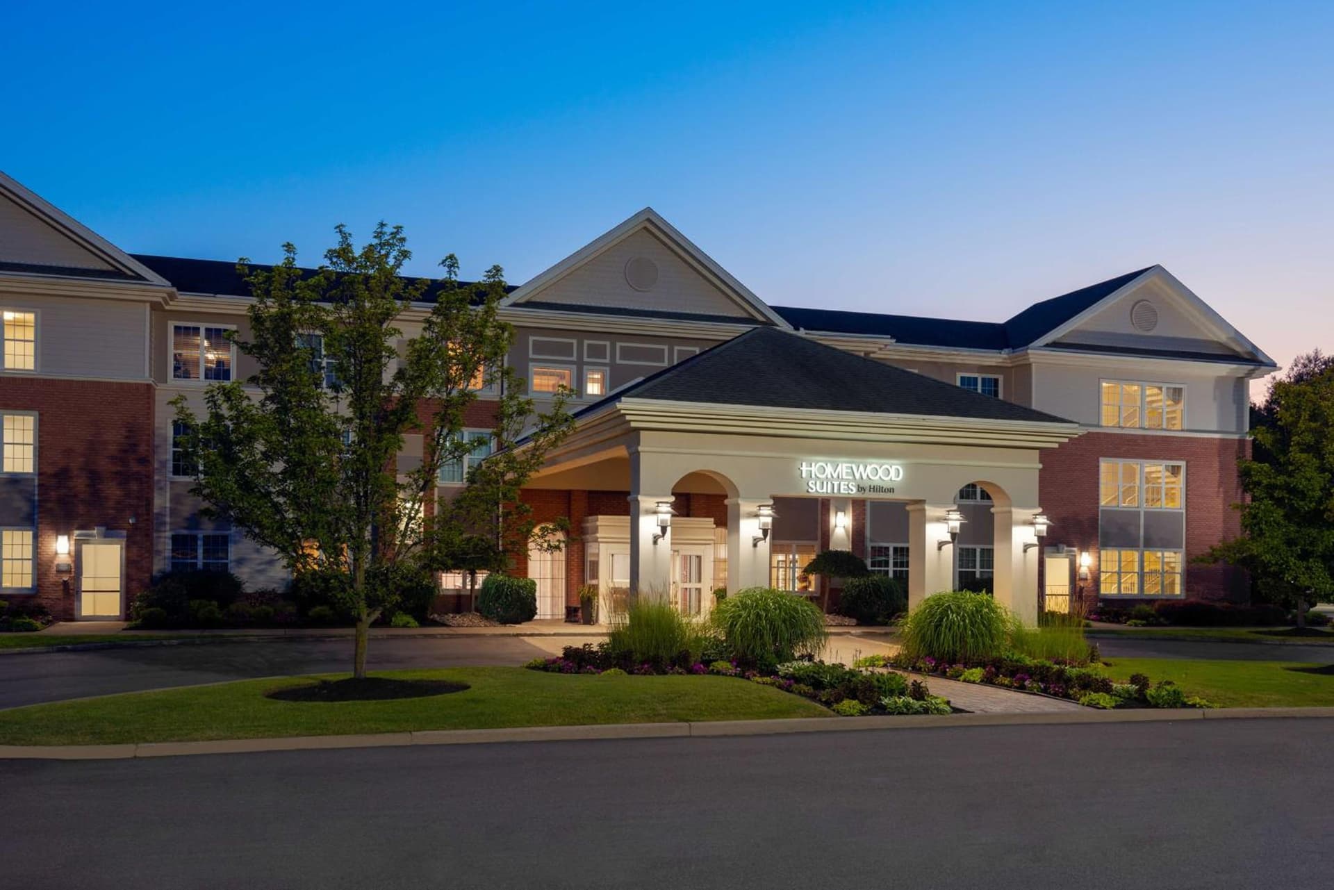 Homewood Suites by Hilton Buffalo/Airport interior in Cheektowaga — gallery photo 2