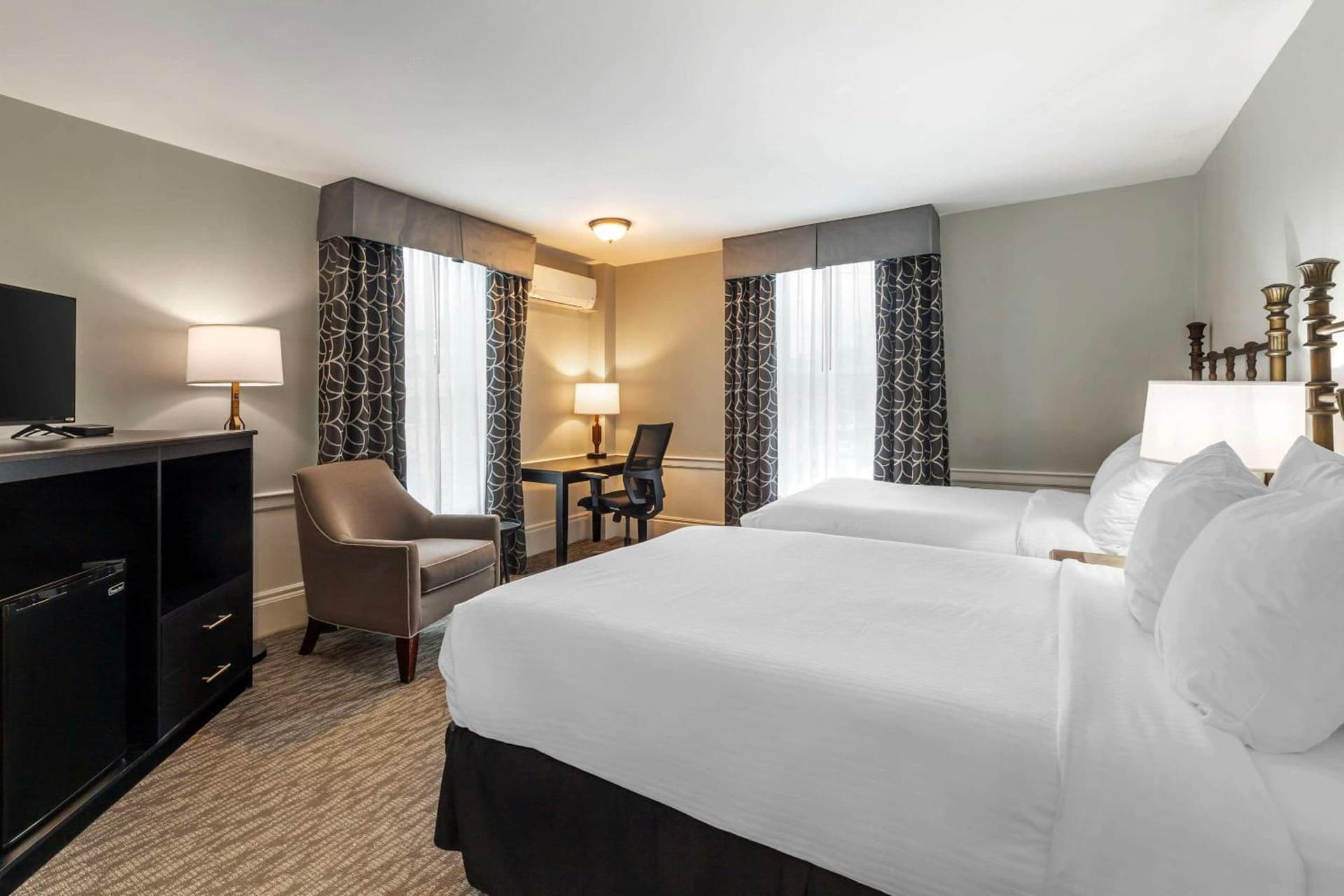 Essex Street Inn & Suites, an Ascend Collection Hotel gallery photo in Newburyport, MA — image 14