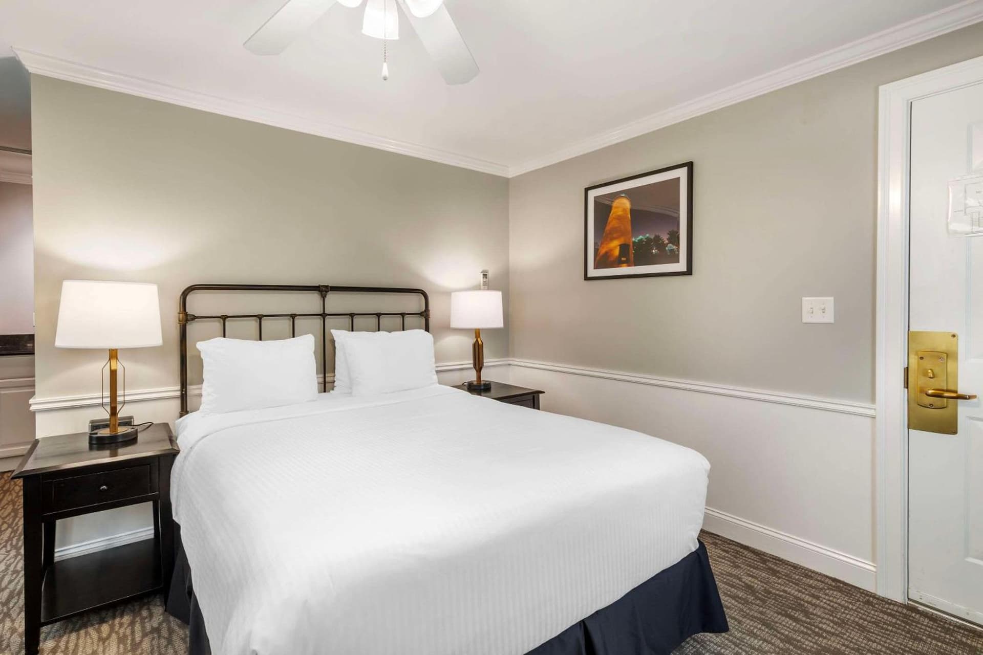 Essex Street Inn & Suites, an Ascend Collection Hotel gallery photo in Newburyport, MA — image 16