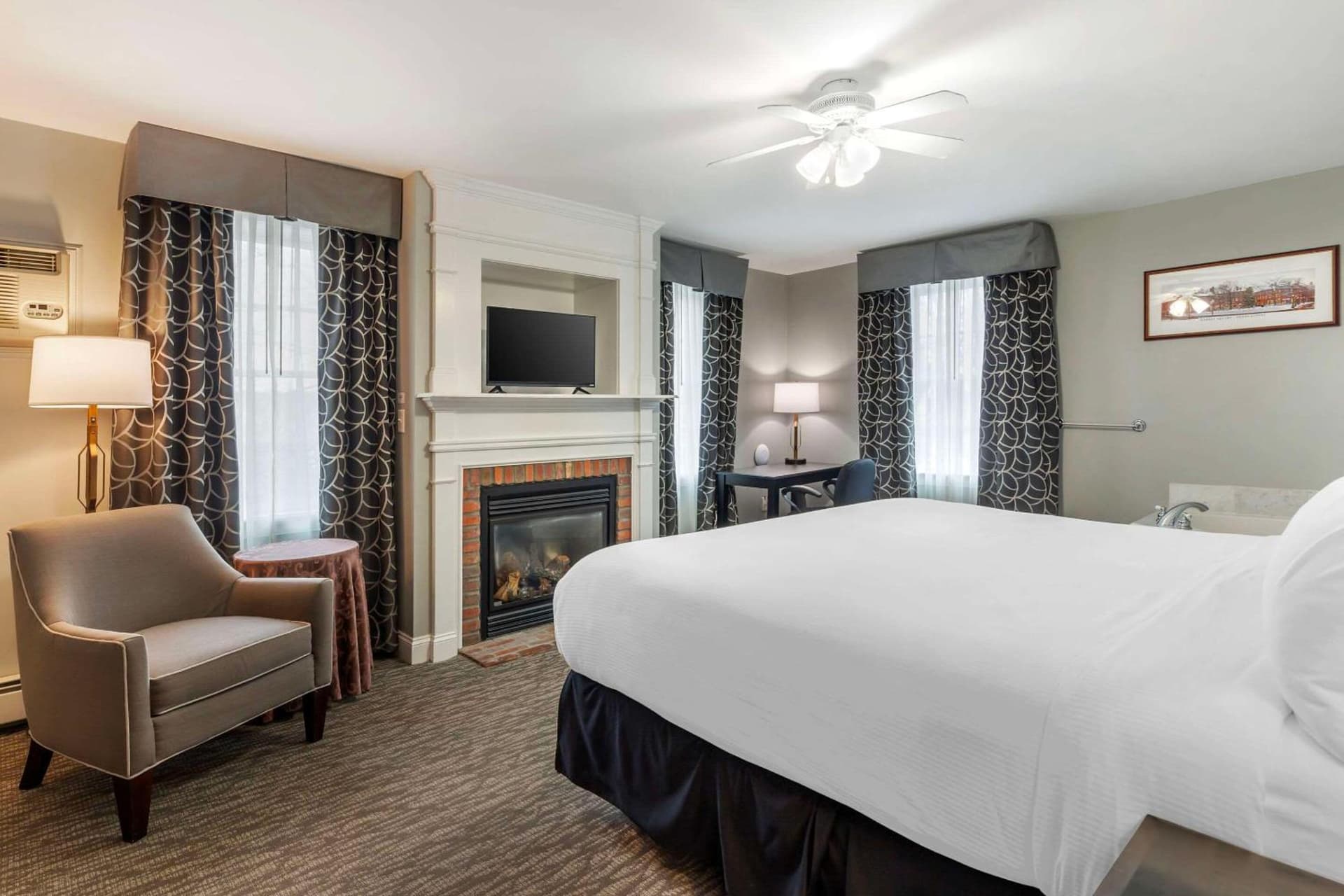 Essex Street Inn & Suites, an Ascend Collection Hotel gallery photo in Newburyport, MA — image 32