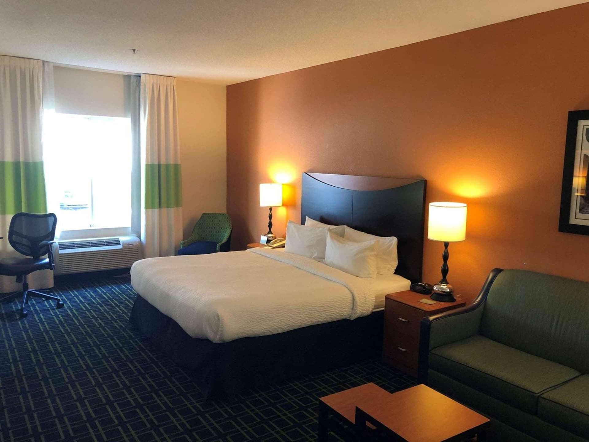 Country Inn & Suites by Radisson, Fayetteville I-95, NC gallery photo in Fayetteville, NC — image 10