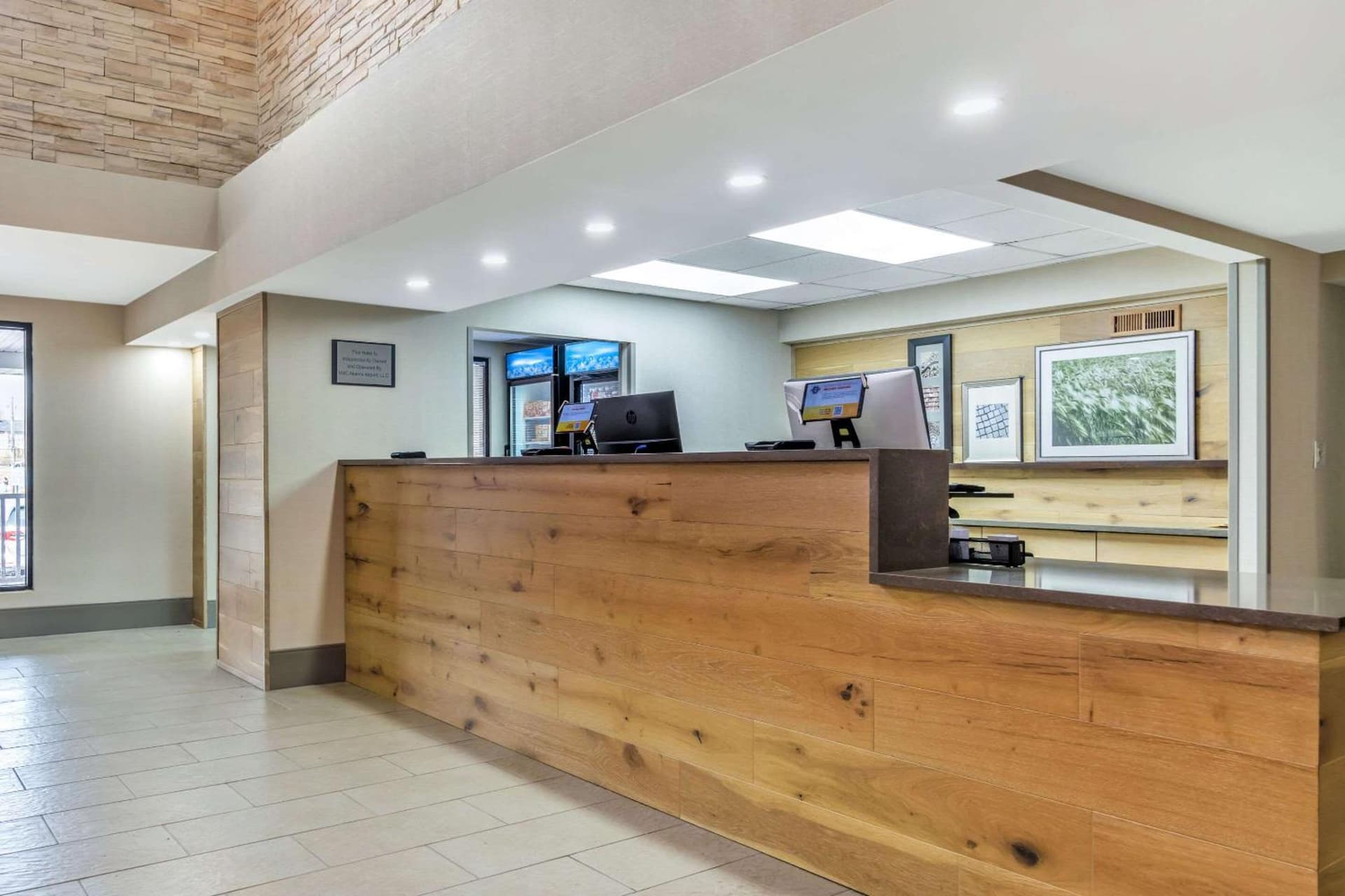 Country Inn & Suites by Radisson, Atlanta Airport South, GA gallery photo in Atlanta, GA — image 44
