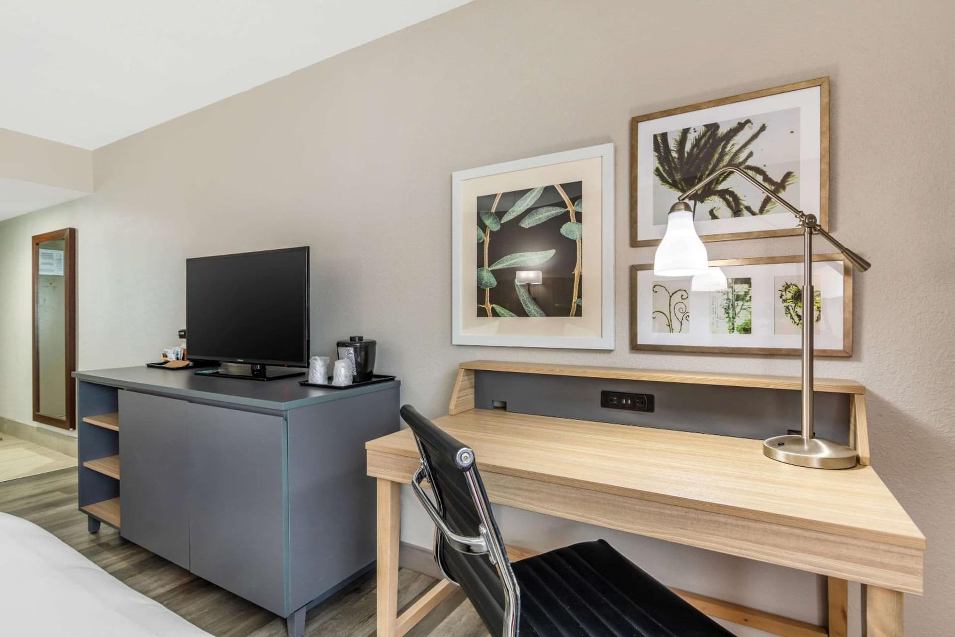 Country Inn & Suites by Radisson, Atlanta Airport South, GA gallery photo in Atlanta, GA — image 22