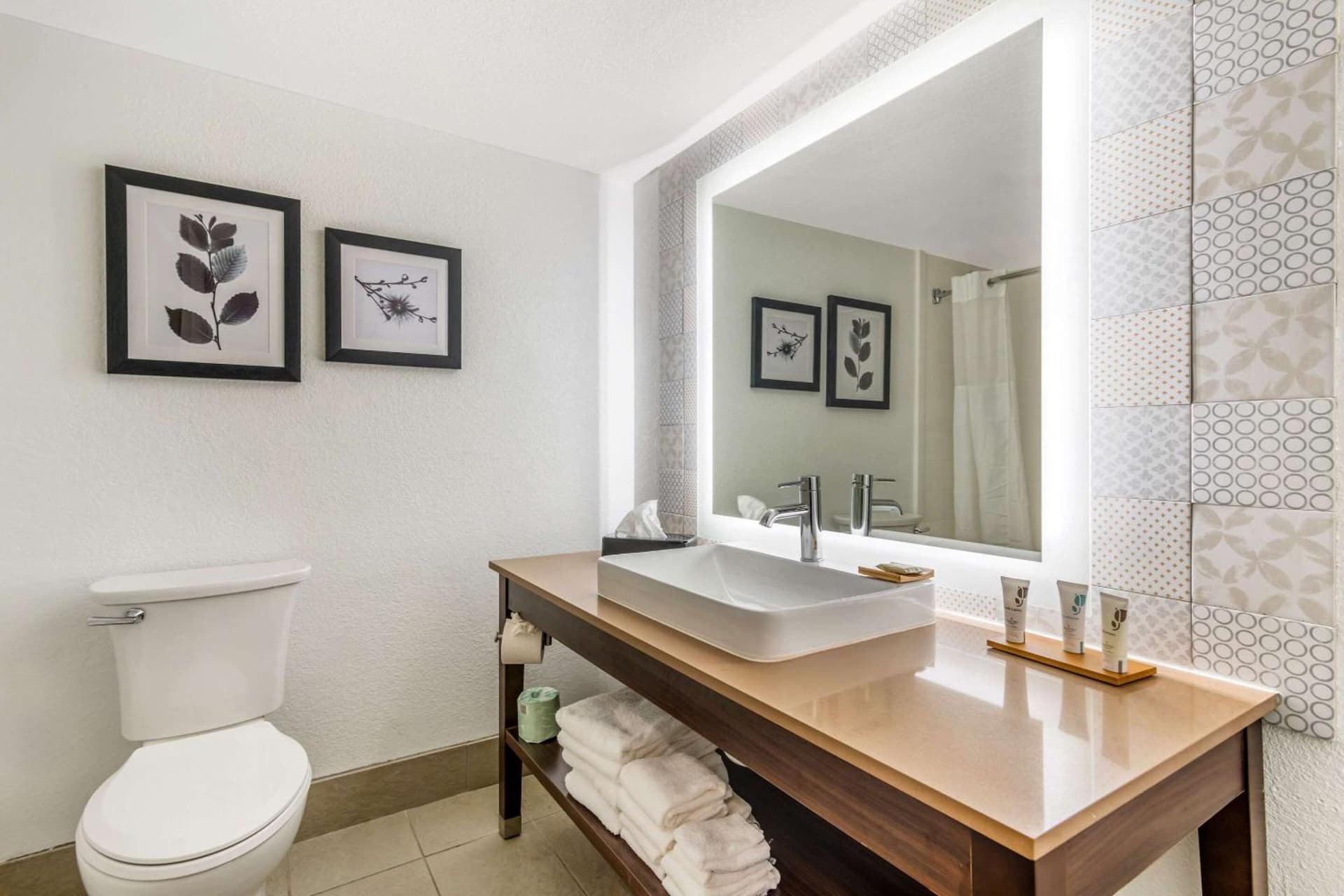 Country Inn & Suites by Radisson, Atlanta Airport South, GA gallery photo in Atlanta, GA — image 38