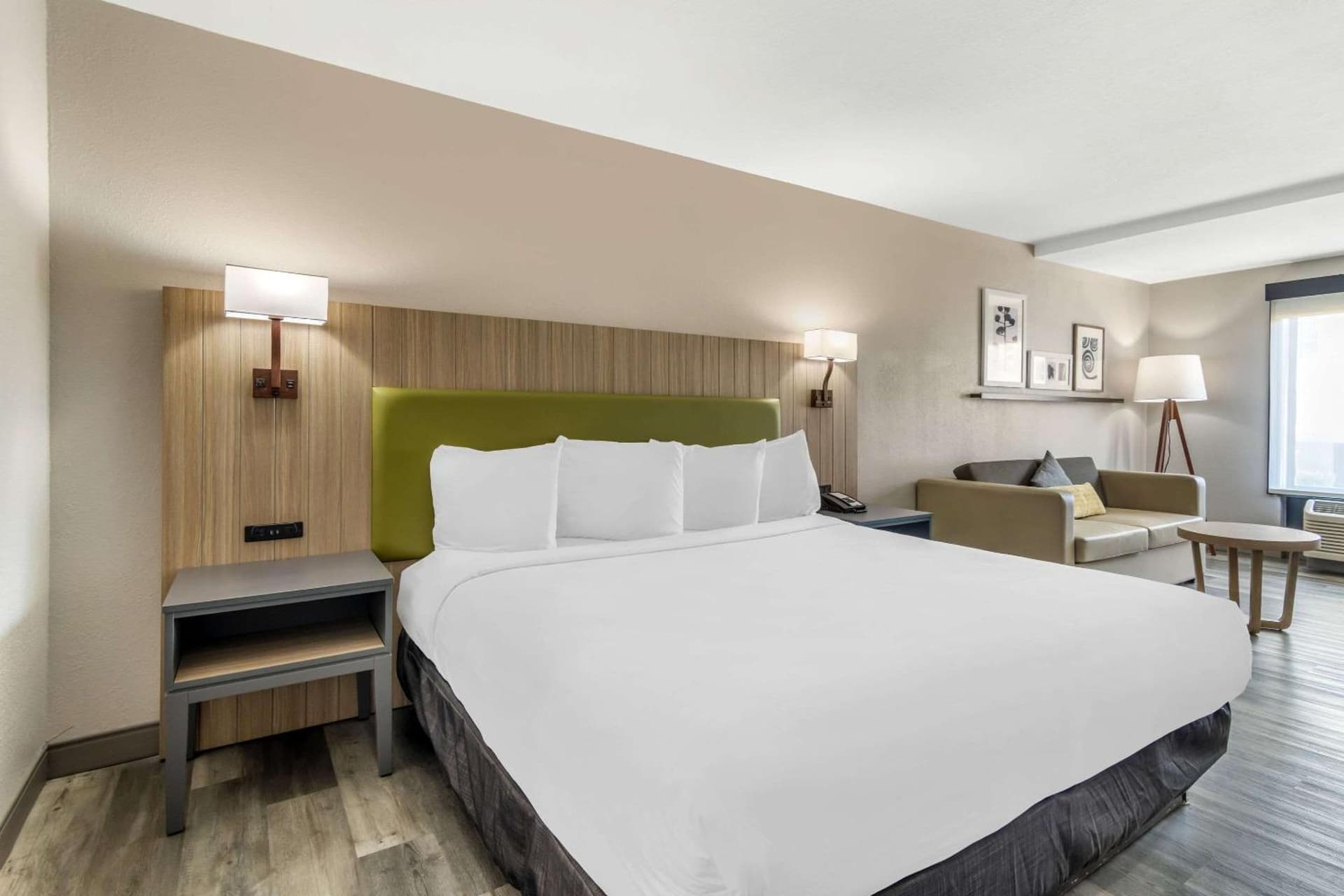 Country Inn & Suites by Radisson, Atlanta Airport South, GA gallery photo in Atlanta, GA — image 17