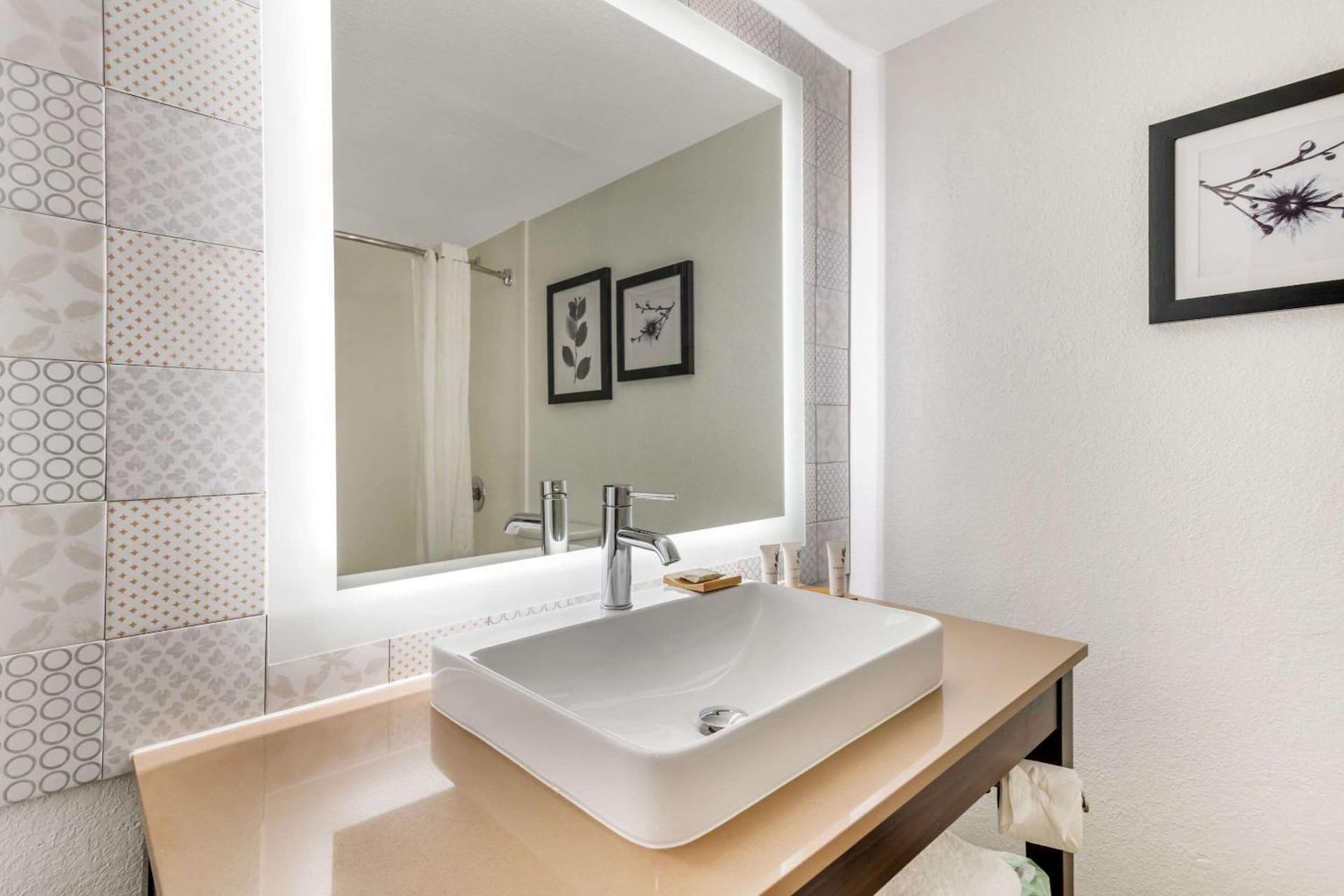 Country Inn & Suites by Radisson, Atlanta Airport South, GA gallery photo in Atlanta, GA — image 13