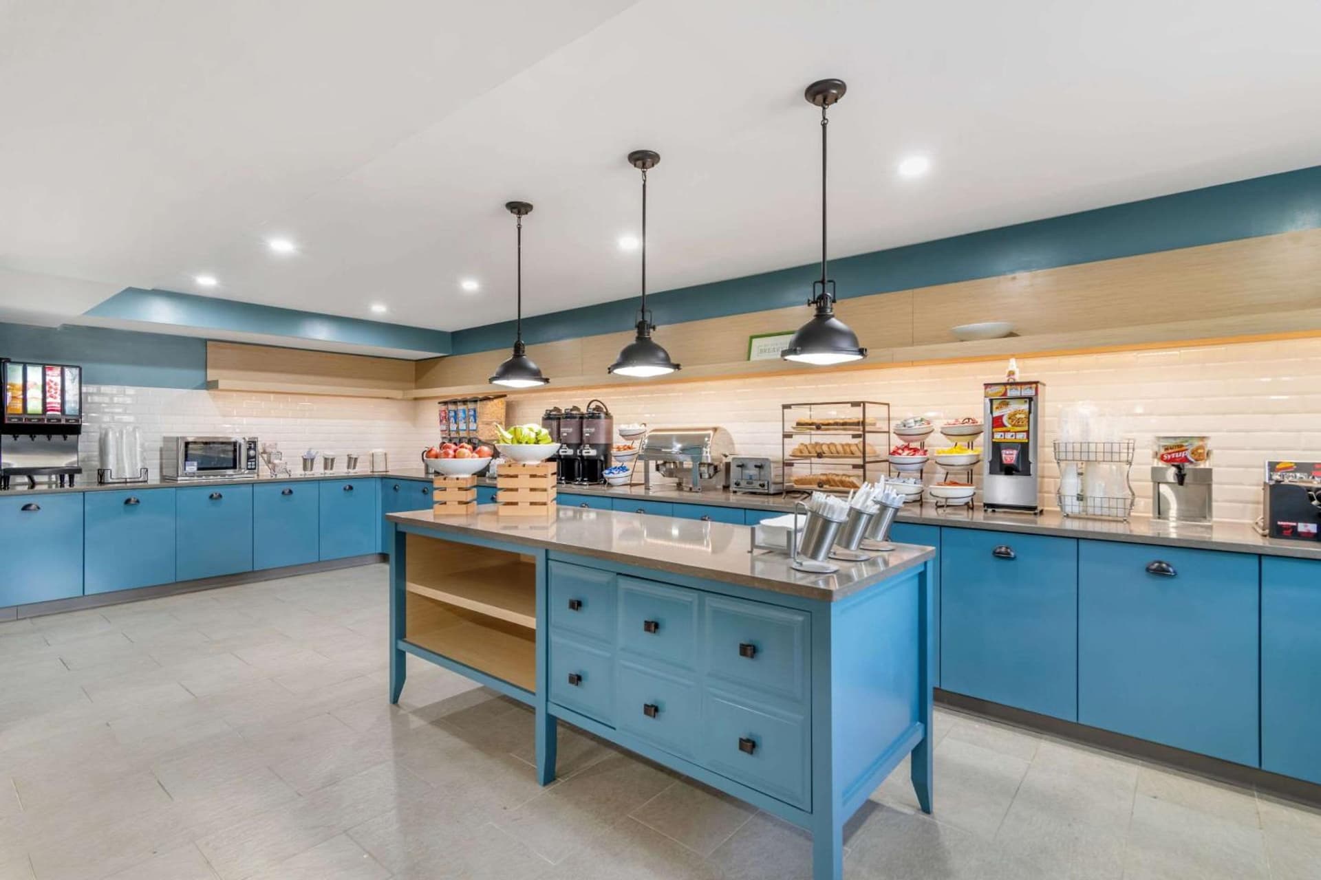 Country Inn & Suites by Radisson, Atlanta Airport South, GA gallery photo in Atlanta, GA — image 16