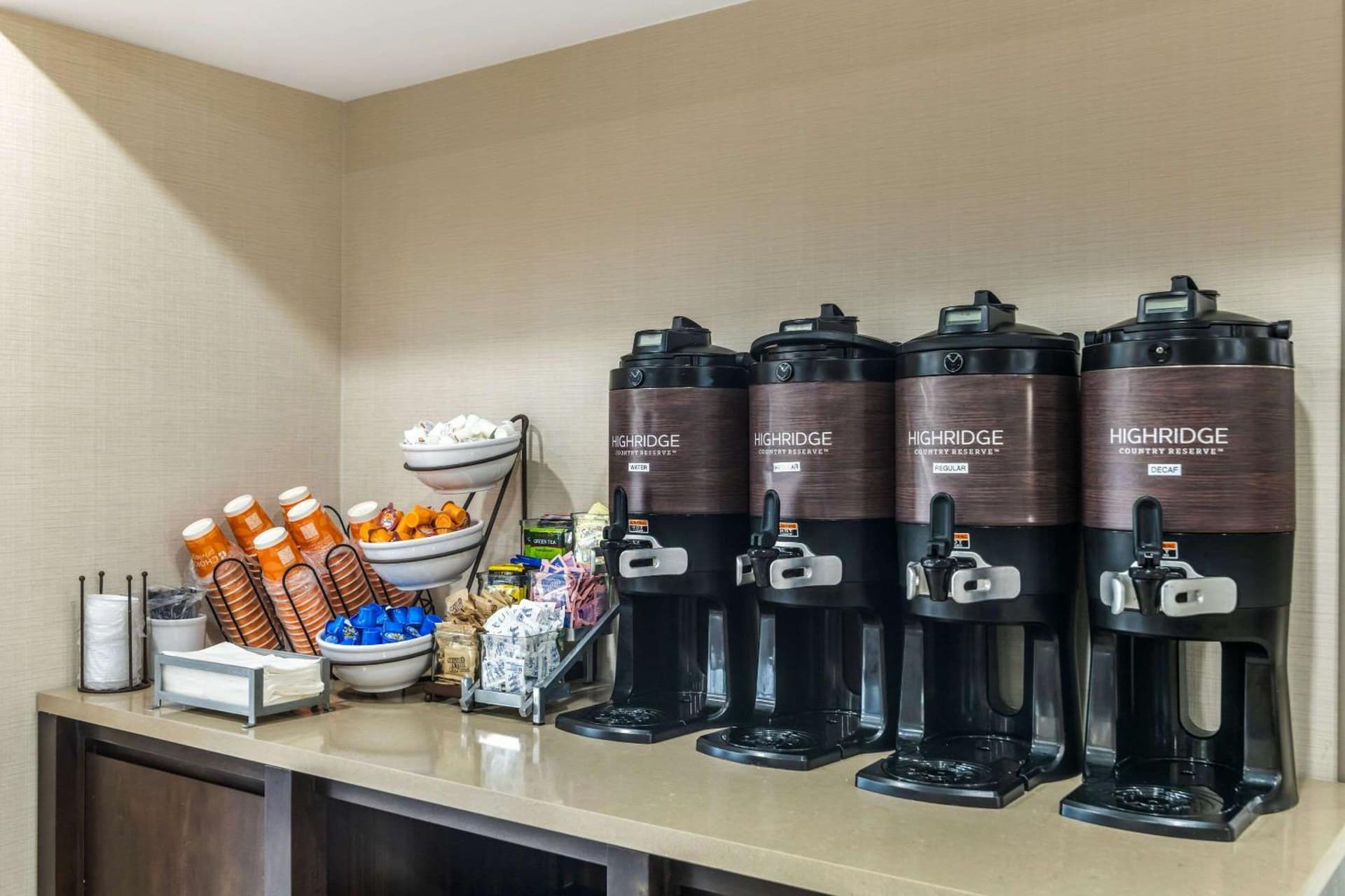 Country Inn & Suites by Radisson, Atlanta Airport South, GA gallery photo in Atlanta, GA — image 39