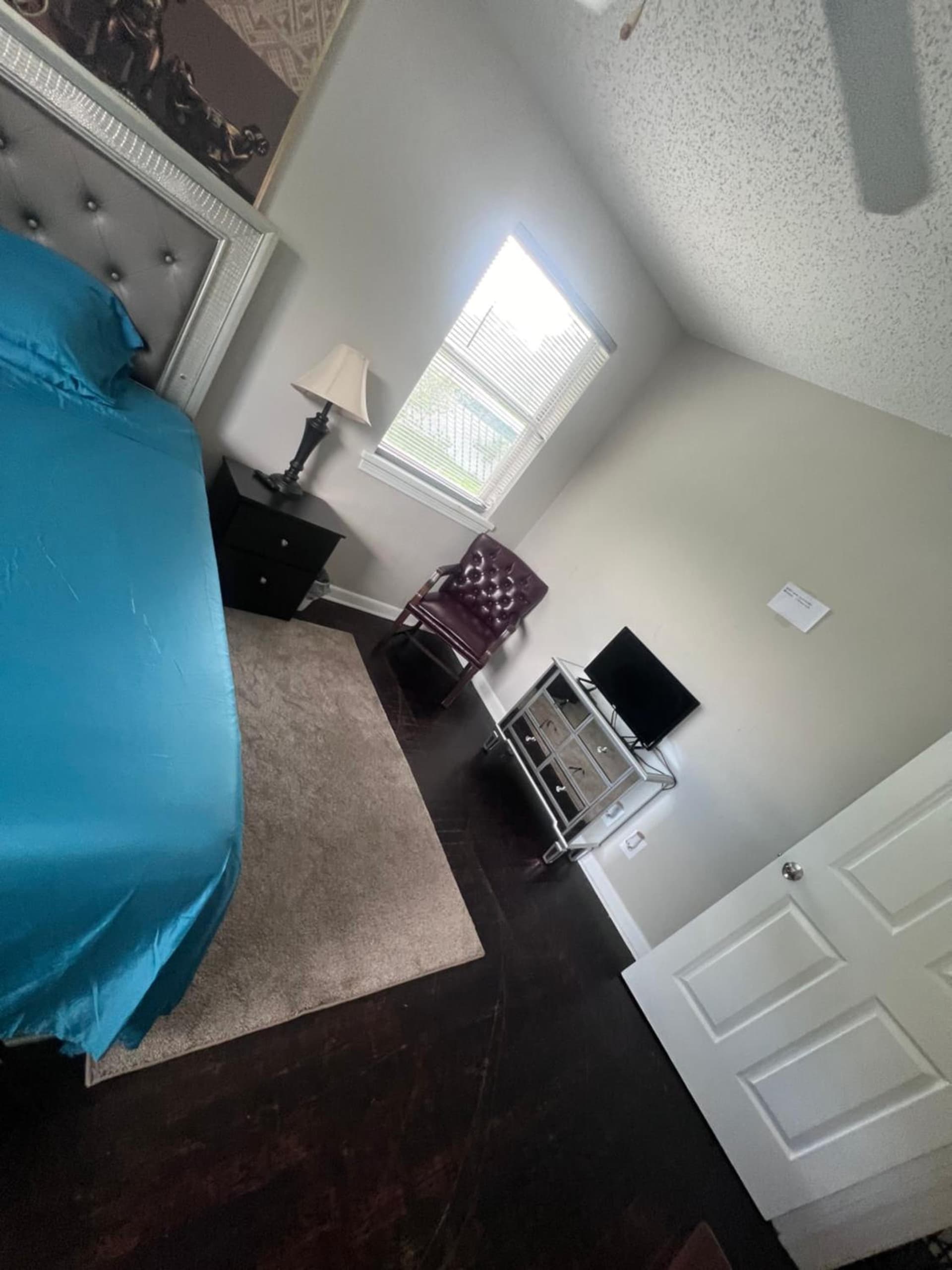 Short-Terms Room property views in Jacksonville, FL — gallery photo 3