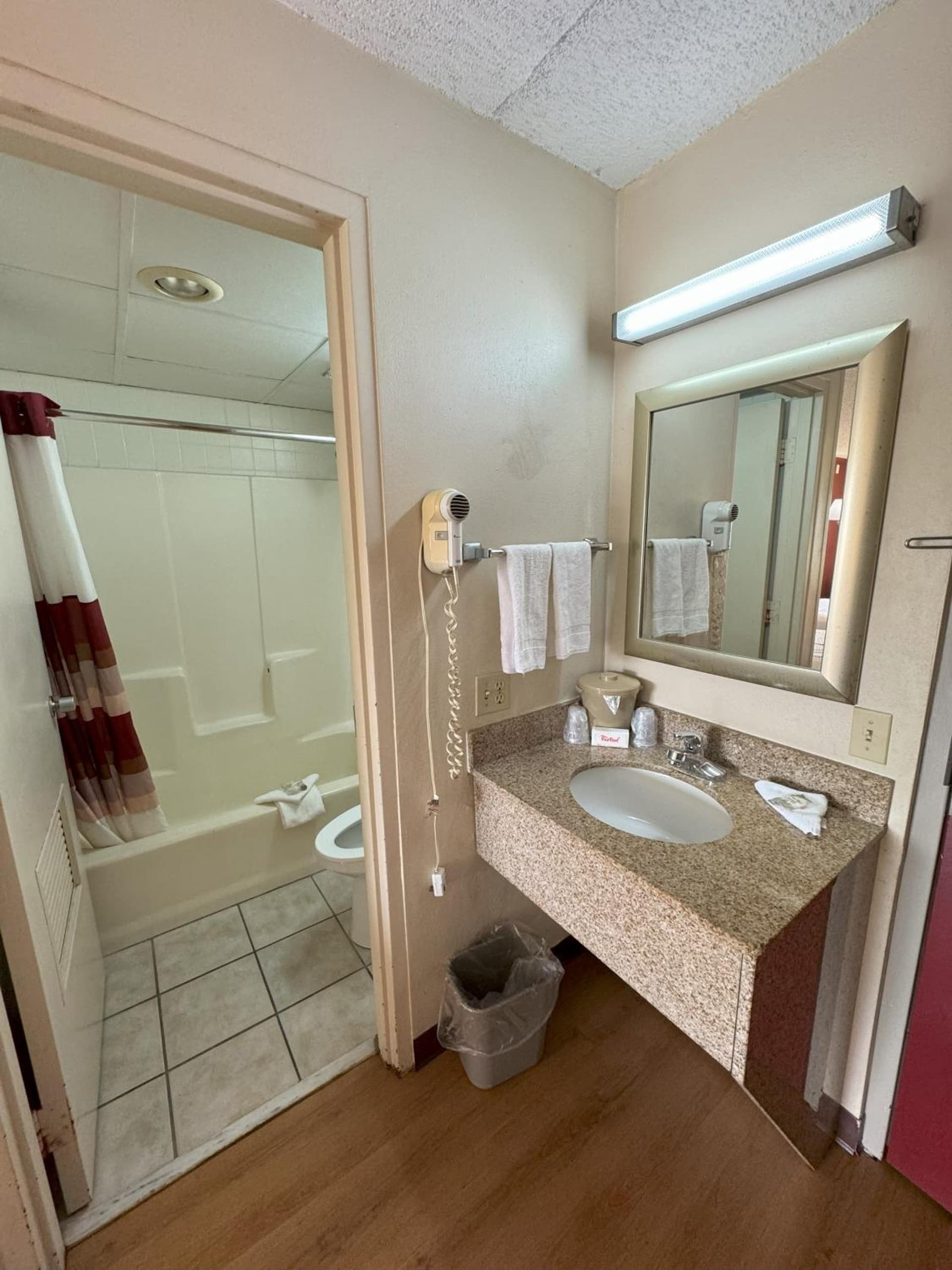 Sycamore Suites gallery photo in Elyria, OH — image 10