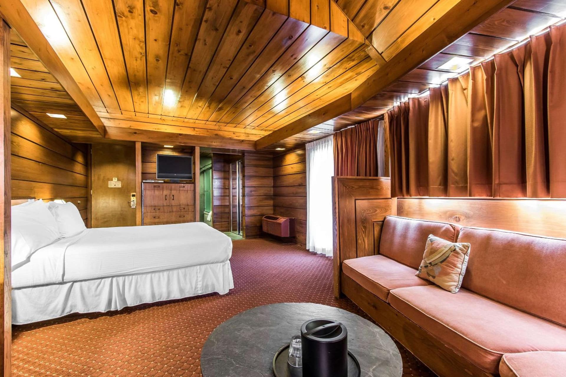 Inn at the Mill, an Ascend Collection Hotel gallery photo in Fayetteville, AR — image 29