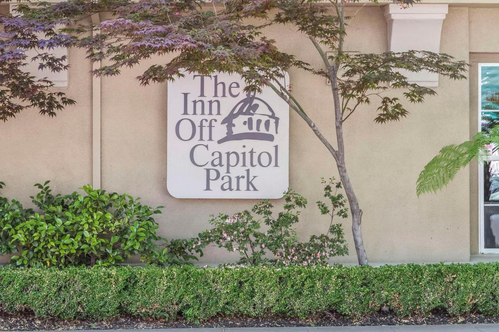 Inn Off Capitol Park, an Ascend Collection Hotel property views in Sacramento, CA — gallery photo 3
