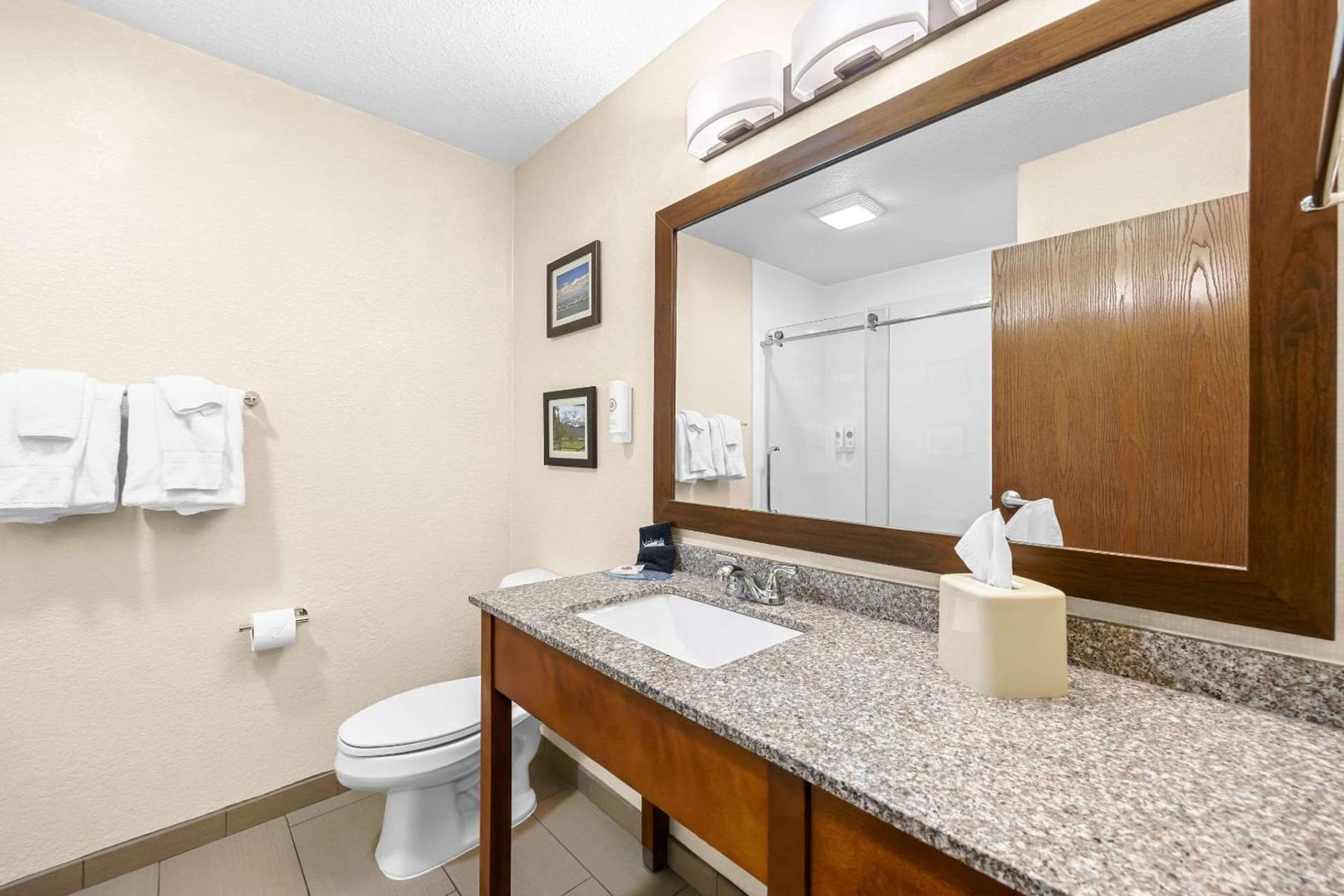 Comfort Inn & Suites Pueblo gallery photo in Pueblo, CO — image 67