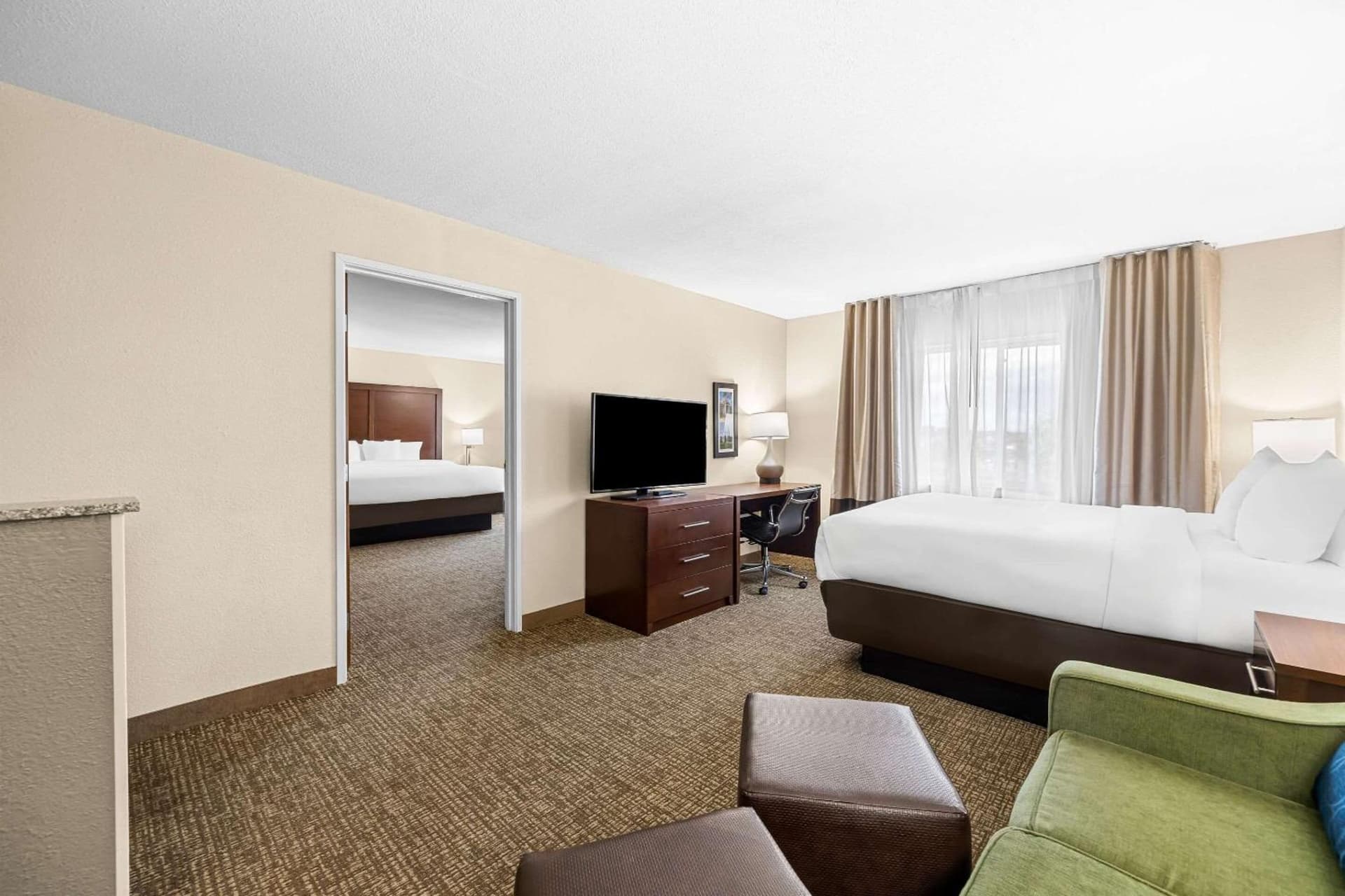 Comfort Inn & Suites Pueblo gallery photo in Pueblo, CO — image 54