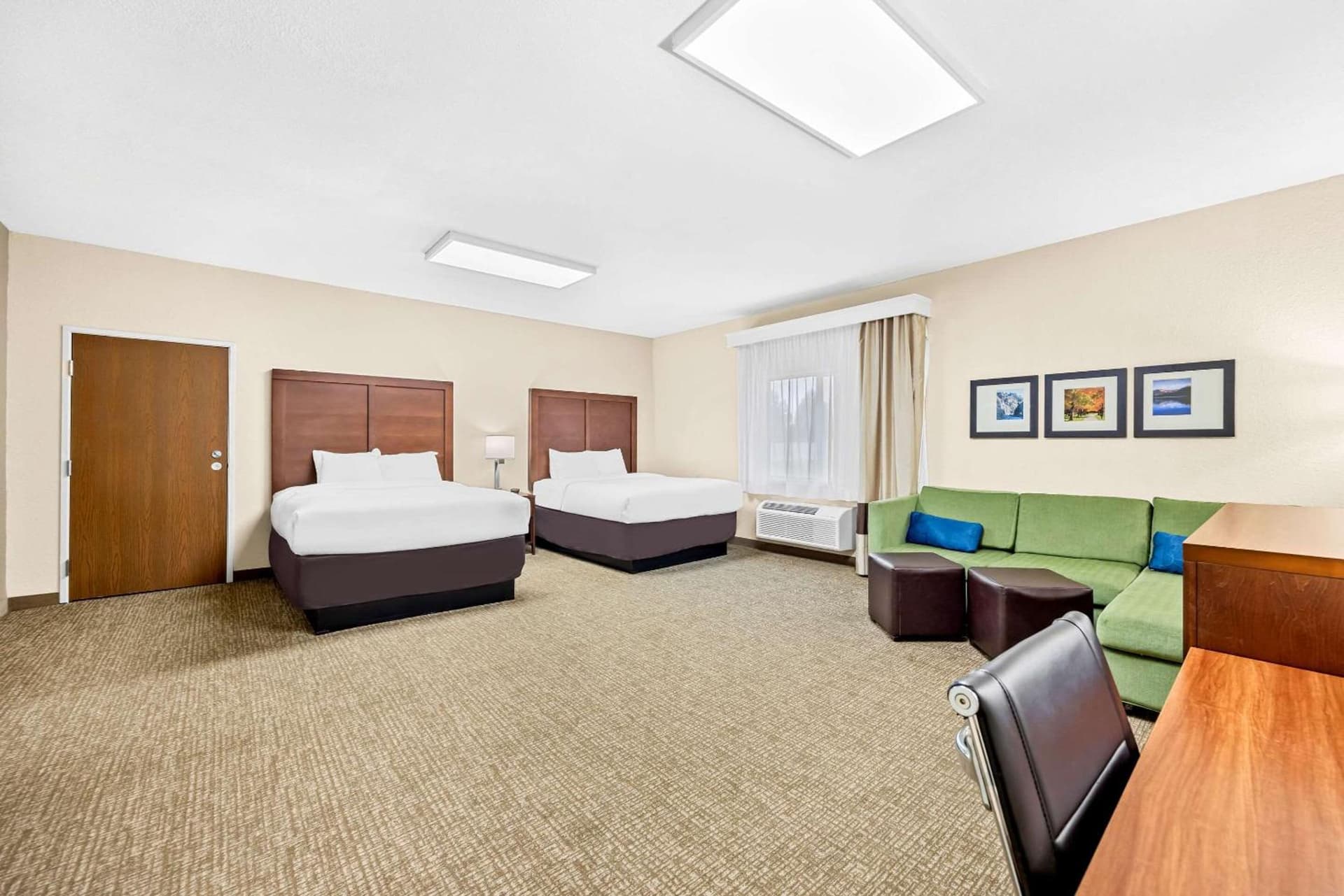 Comfort Inn & Suites Pueblo gallery photo in Pueblo, CO — image 52