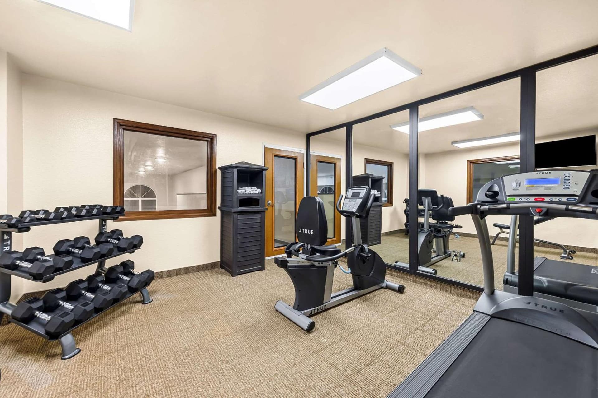 Comfort Inn & Suites Pueblo gallery photo in Pueblo, CO — image 88