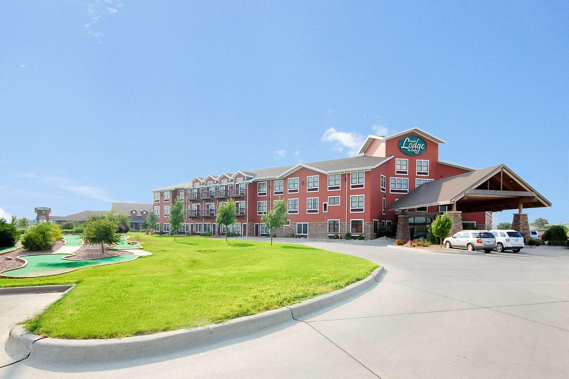 Norfolk Lodge & Suites, an Ascend Collection Hotel interior in Norfolk, NE — gallery photo 2