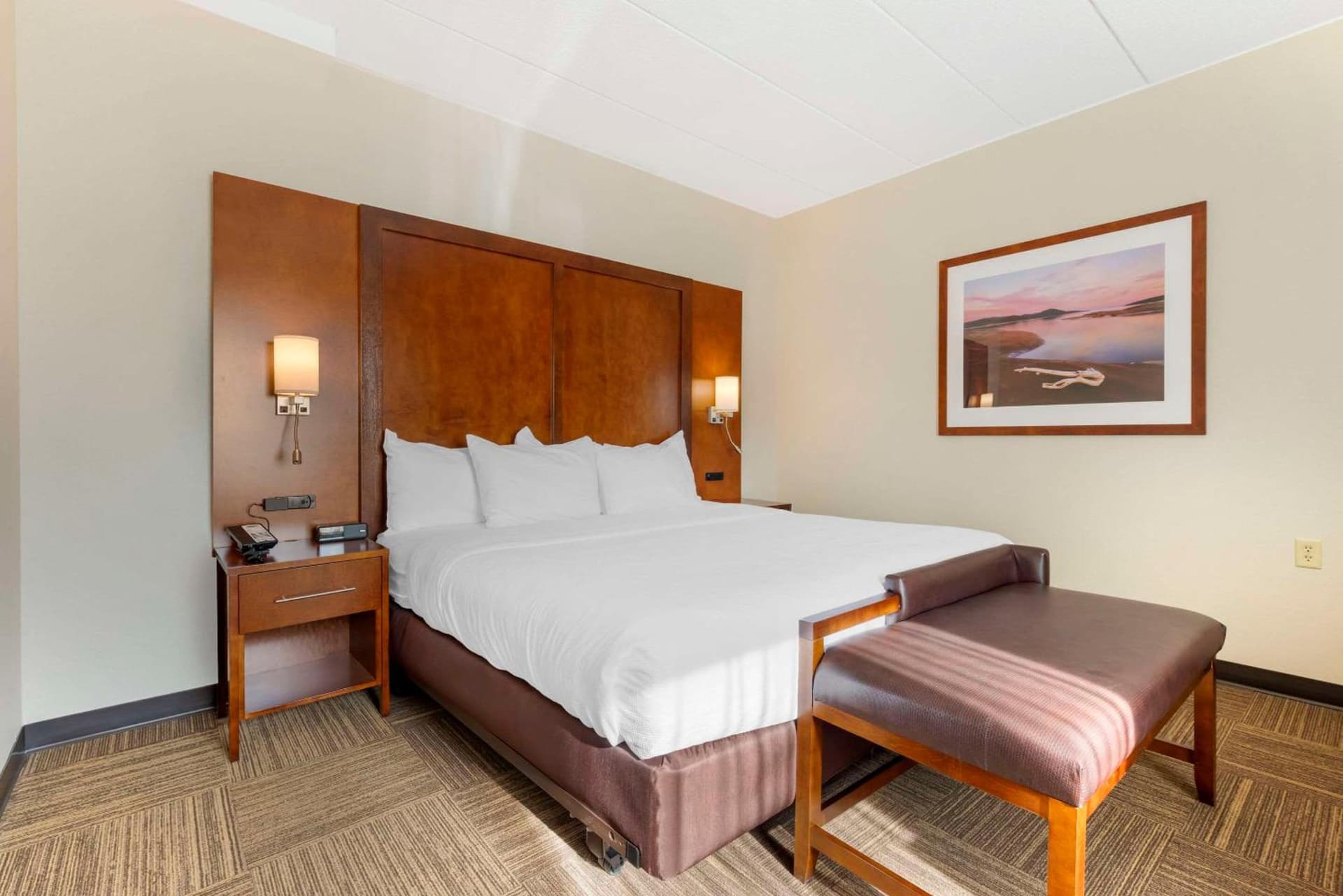 Lift Bridge Lodge, an Ascend Collection Hotel gallery photo in Duluth, MN — image 7