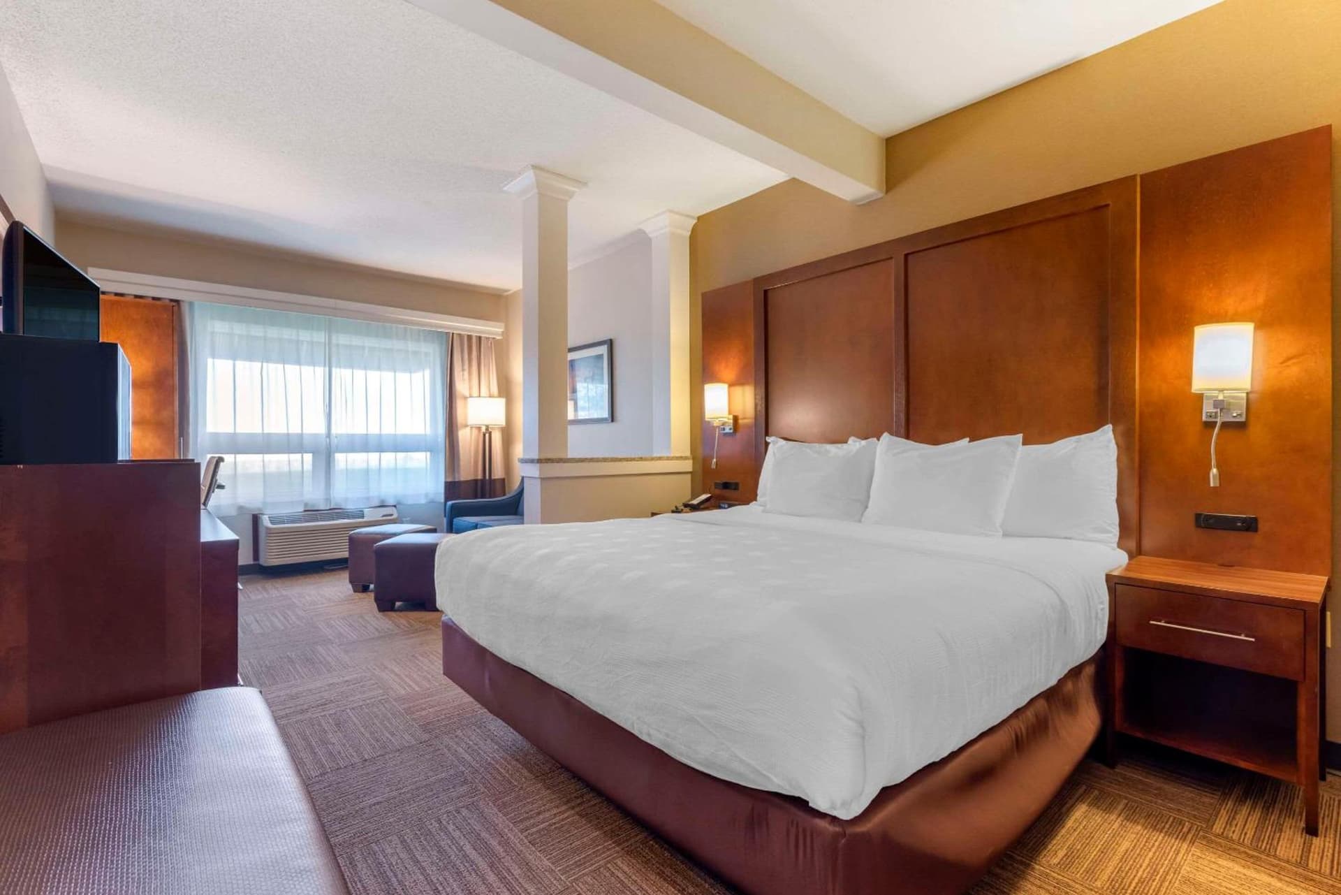 Lift Bridge Lodge, an Ascend Collection Hotel gallery photo in Duluth, MN — image 21
