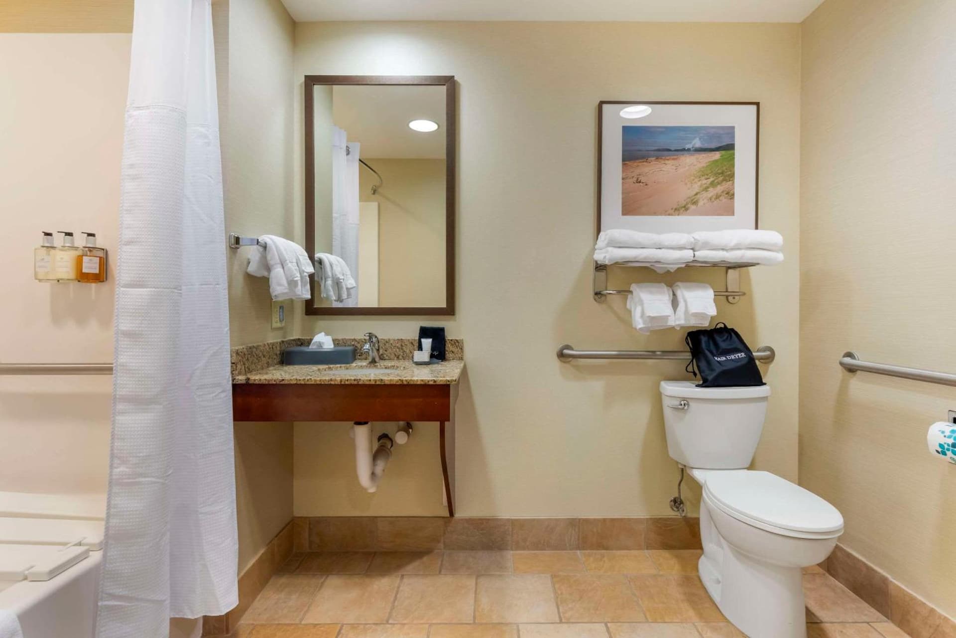 Lift Bridge Lodge, an Ascend Collection Hotel gallery photo in Duluth, MN — image 81
