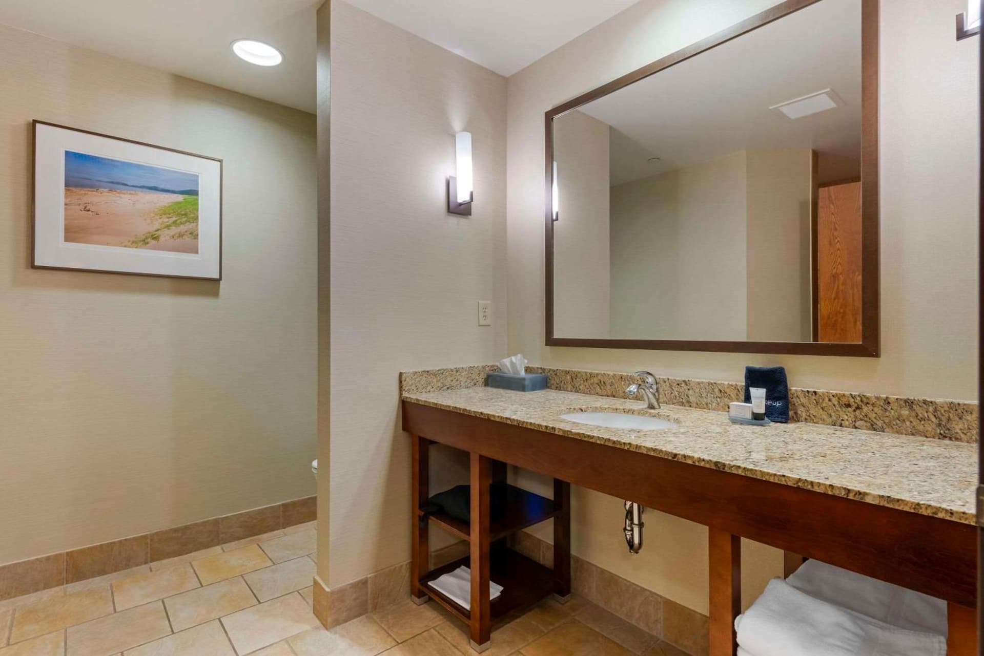 Lift Bridge Lodge, an Ascend Collection Hotel gallery photo in Duluth, MN — image 91