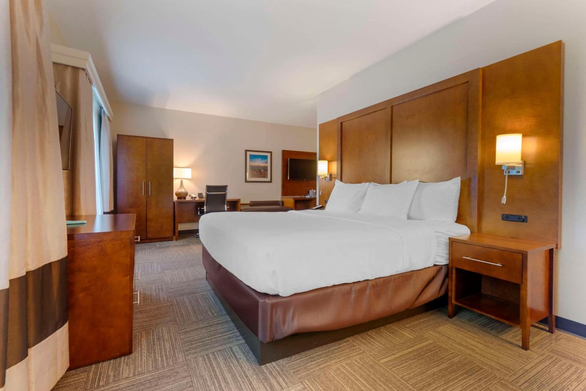Lift Bridge Lodge, an Ascend Collection Hotel gallery photo in Duluth, MN — image 93