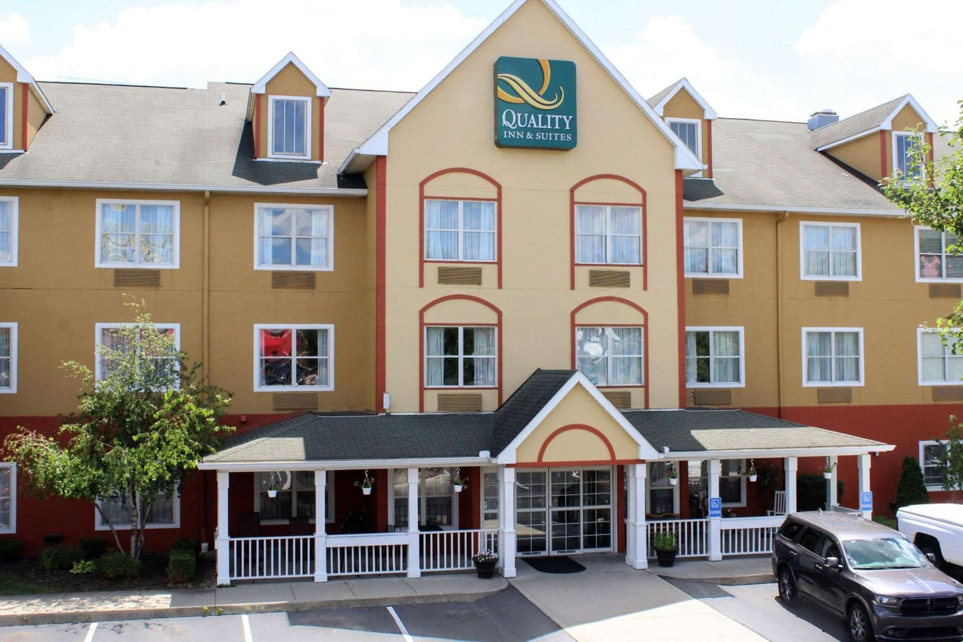 Quality Inn & Suites Cincinnati Sharonville featured exterior or lobby in Sharonville, OH — similar hotel