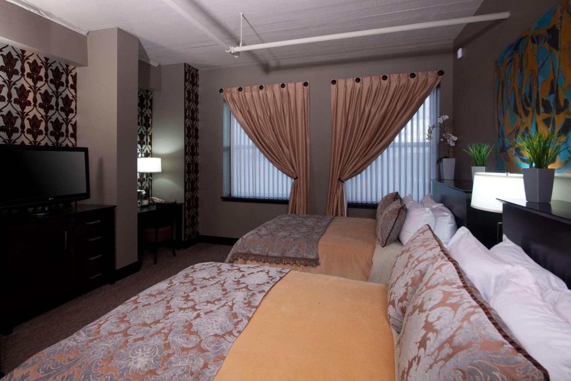 The Giacomo, an Ascend Collection Hotel gallery photo in Niagara Falls, NY — image 25