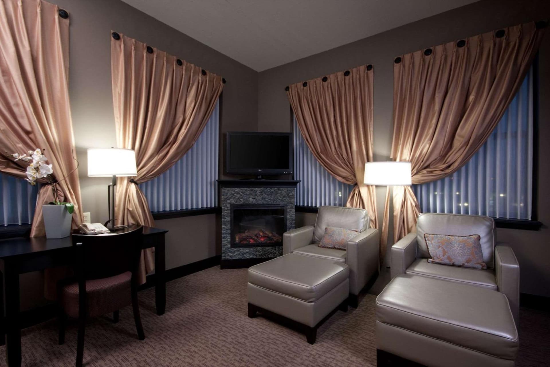 The Giacomo, an Ascend Collection Hotel gallery photo in Niagara Falls, NY — image 34